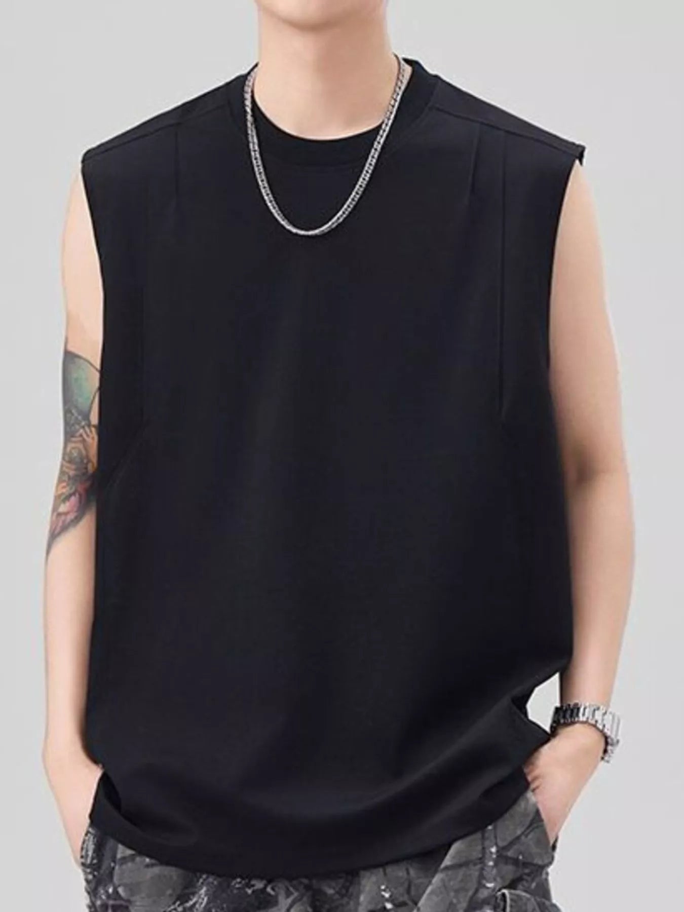 Plus Size Solid Color Casual Tank Top in Green for Men