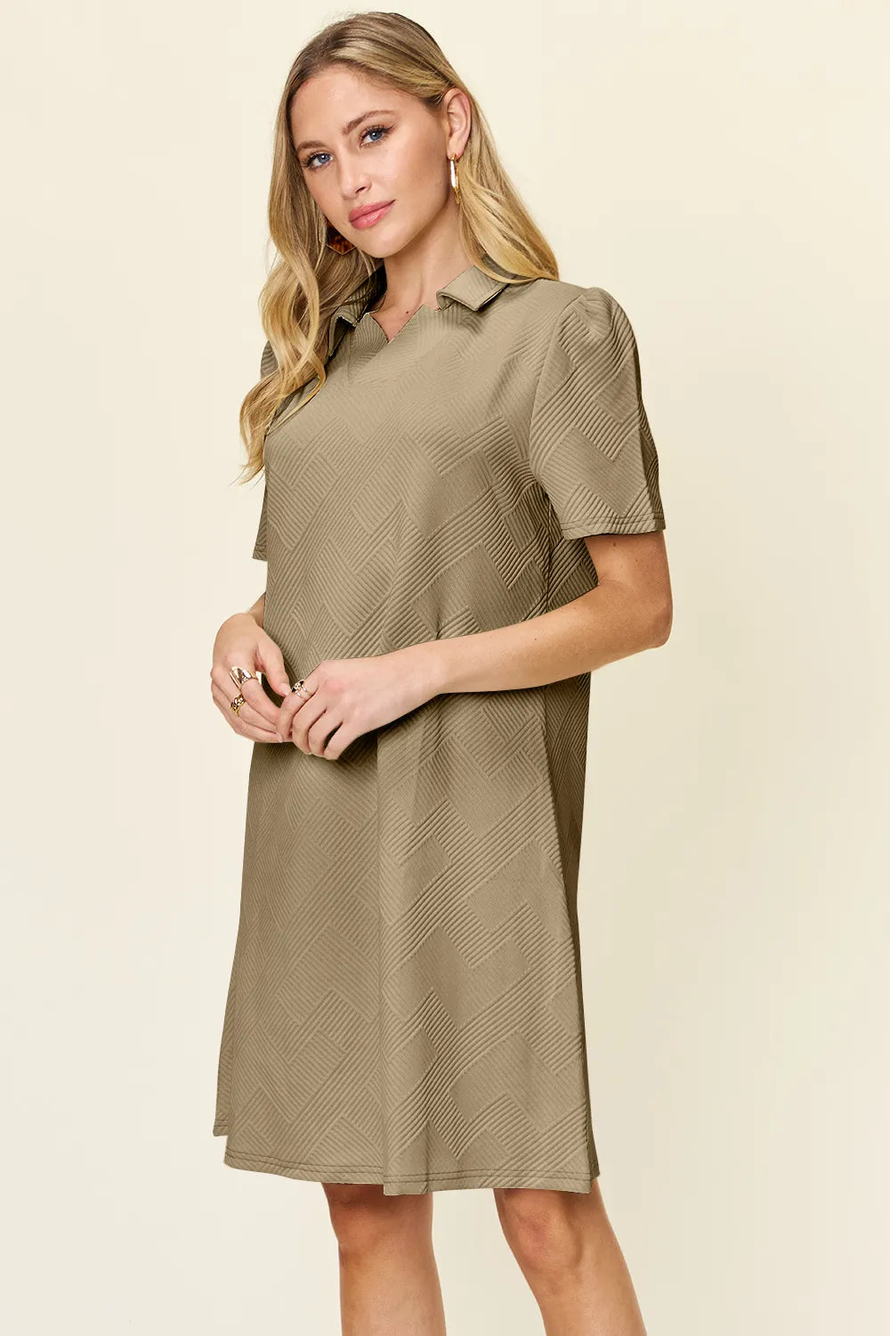 Plus Size Texture Collared Neck Short Sleeve Dress in Khaki for Women