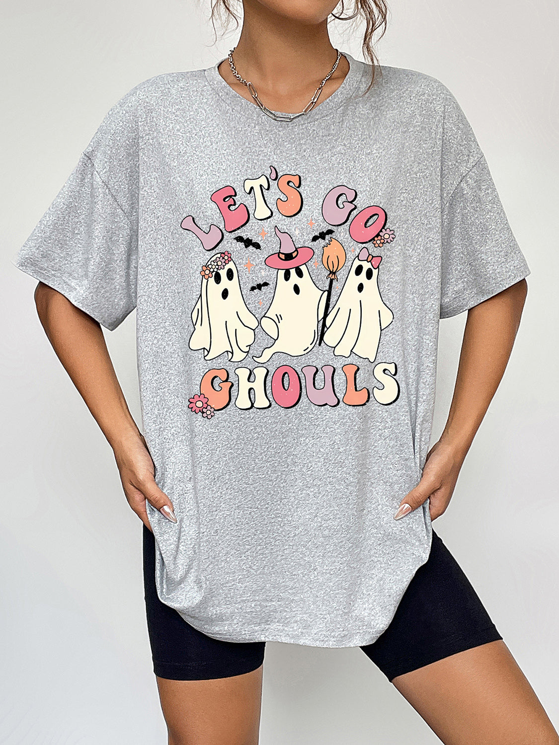 Round Neck Short Sleeve Lets Go Ghouls Graphic T-Shirt in Black for Women