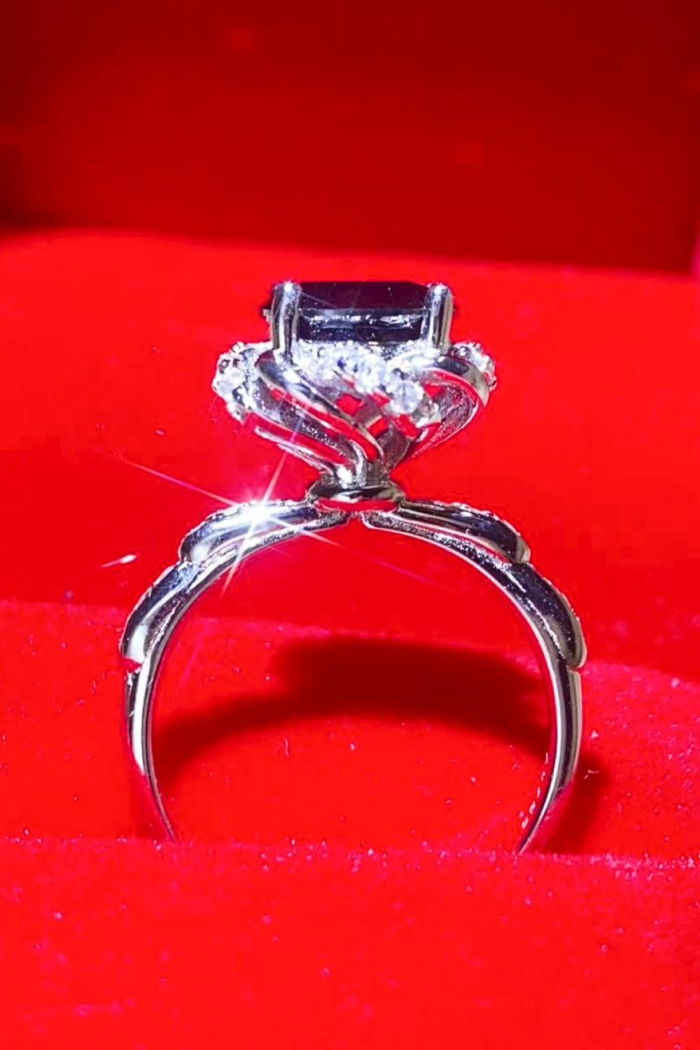2 Carat Black Moissanite Floral Ring for Women
