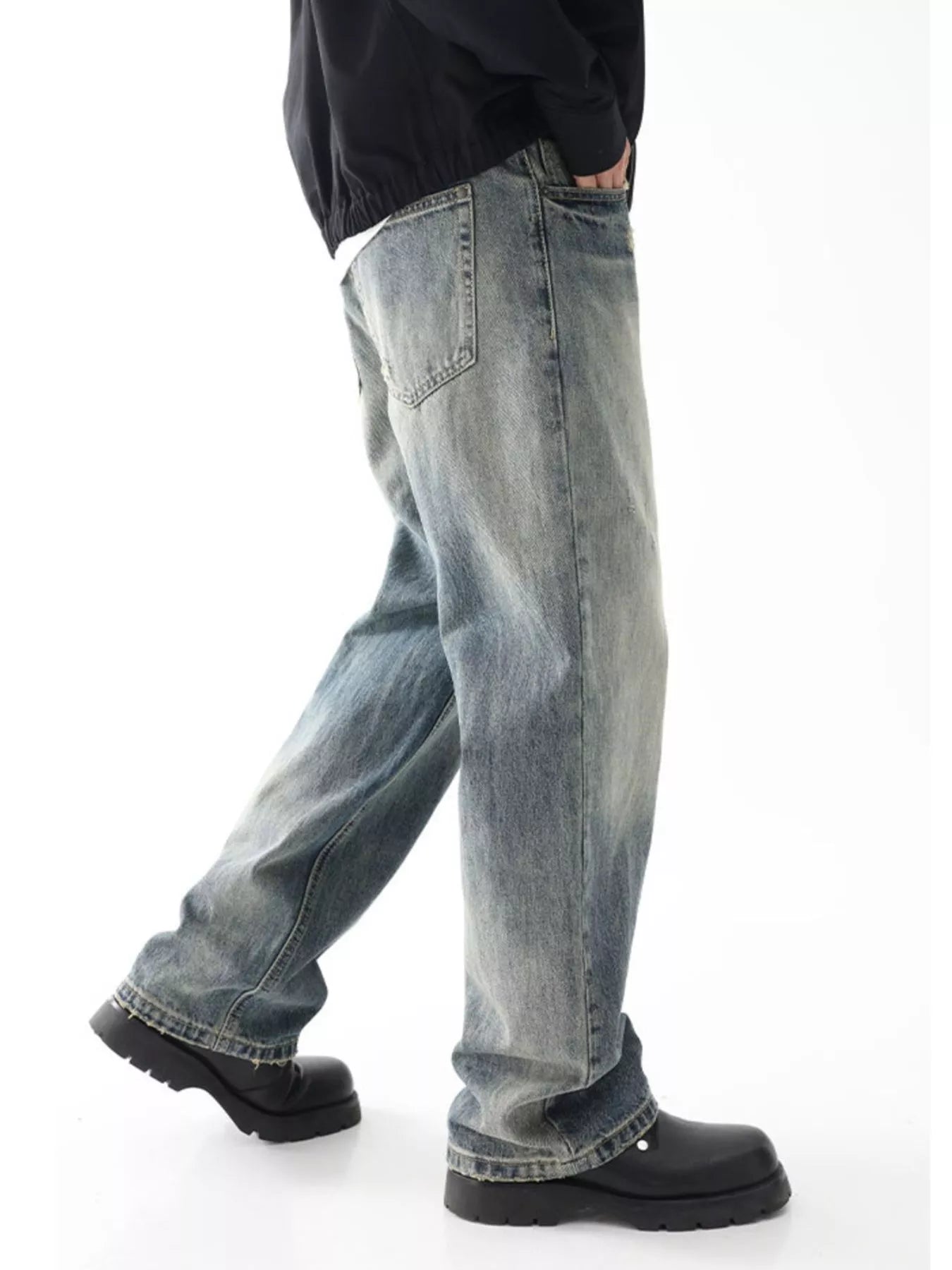 Wash Wide Leg Relaxed Fit Jeans in French Blue for Men