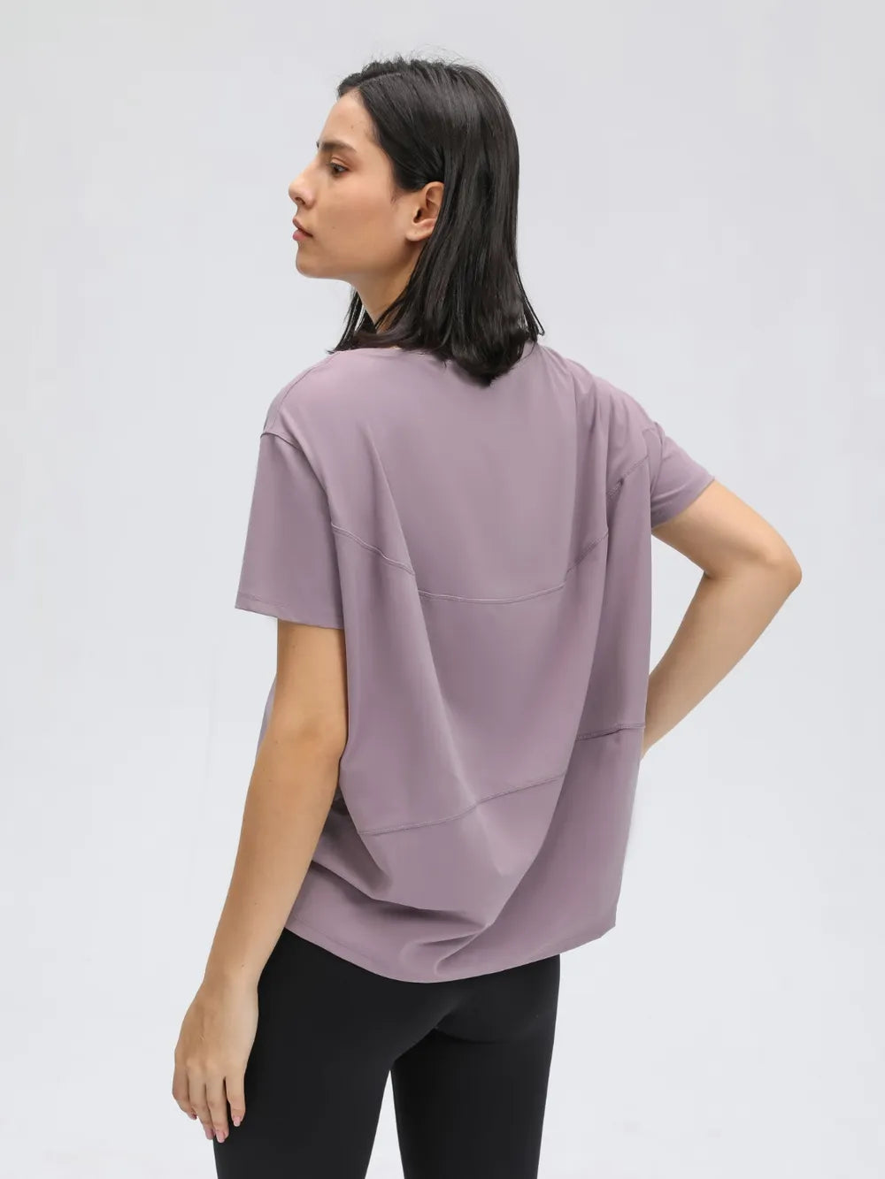 Round Neck Short Sleeve Active T-Shirt in Classic in Lilac for Women