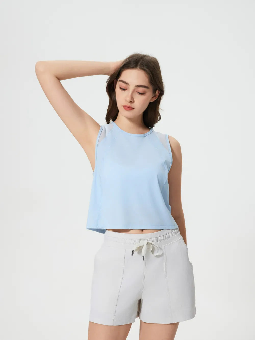 Round Neck Cropped Active Tank in Black for Women