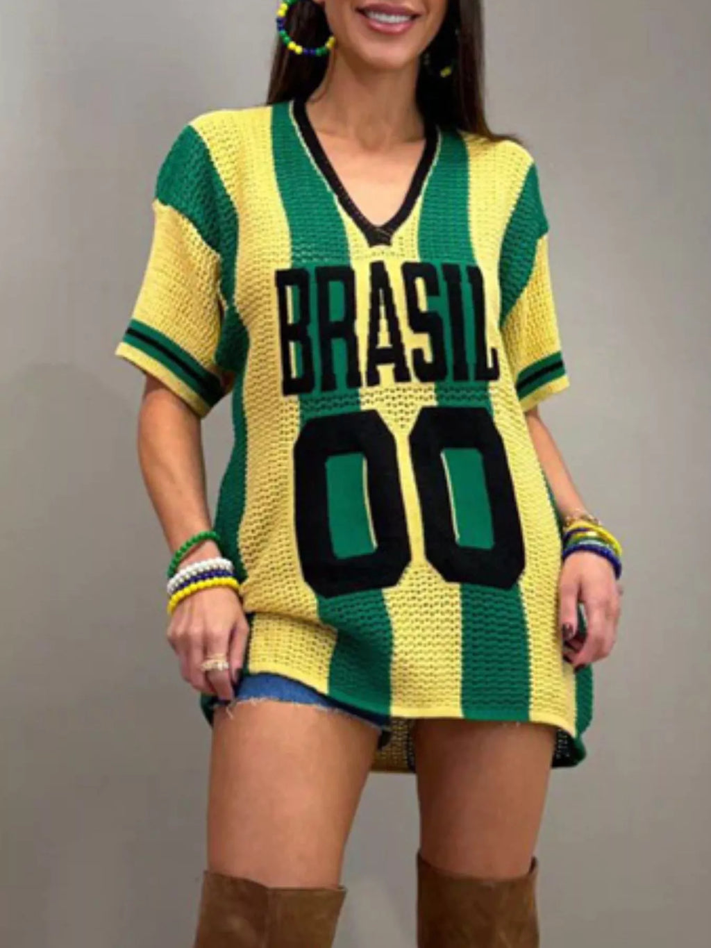 Letter Color Block V-Neck Sweater in Green for Women