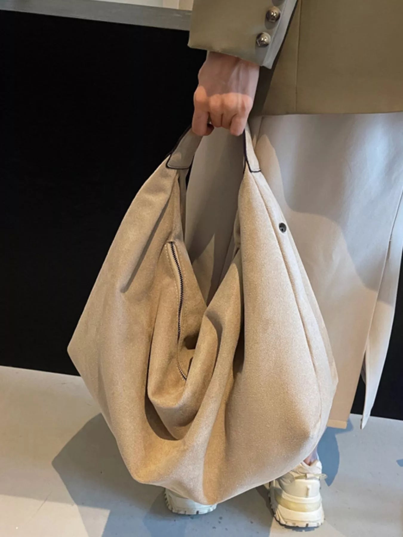 Large Capacity Casual Shoulder Bag in Off-White for Women