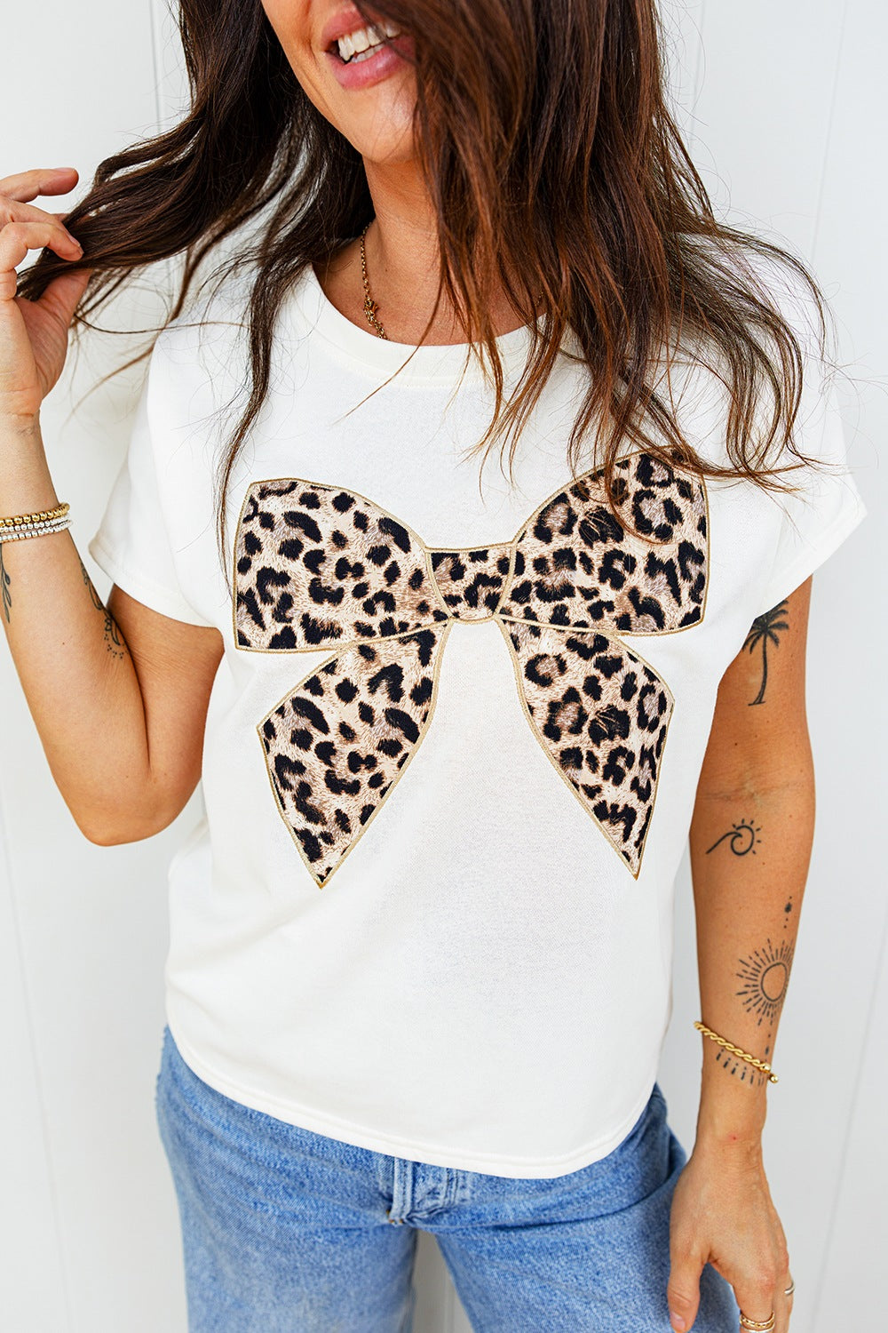 Leopard Bow Graphic Relaxed Fit T-Shirt in Pink for Women