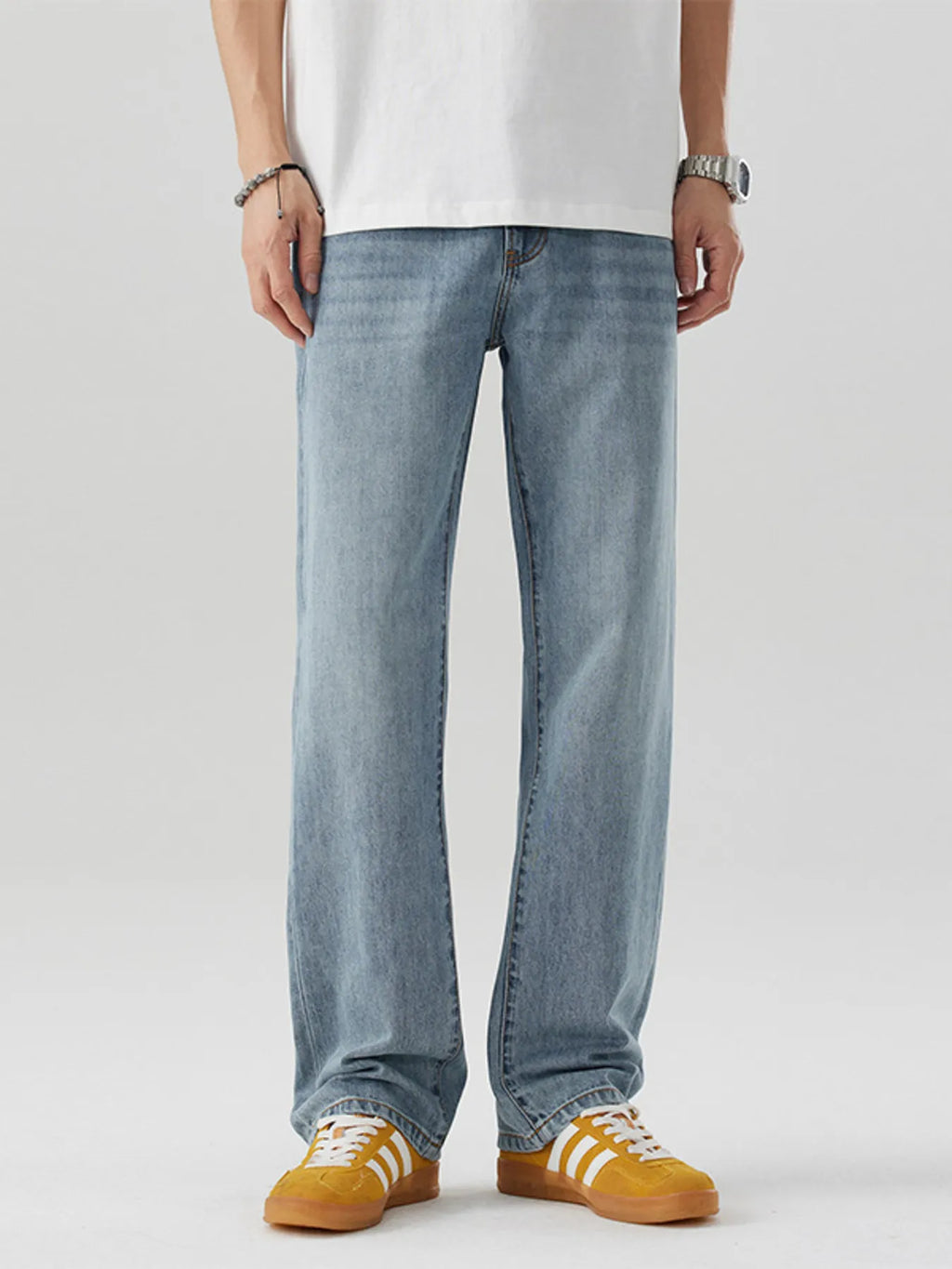 Wash Relaxed Fit Jeans in Light Blue for Men