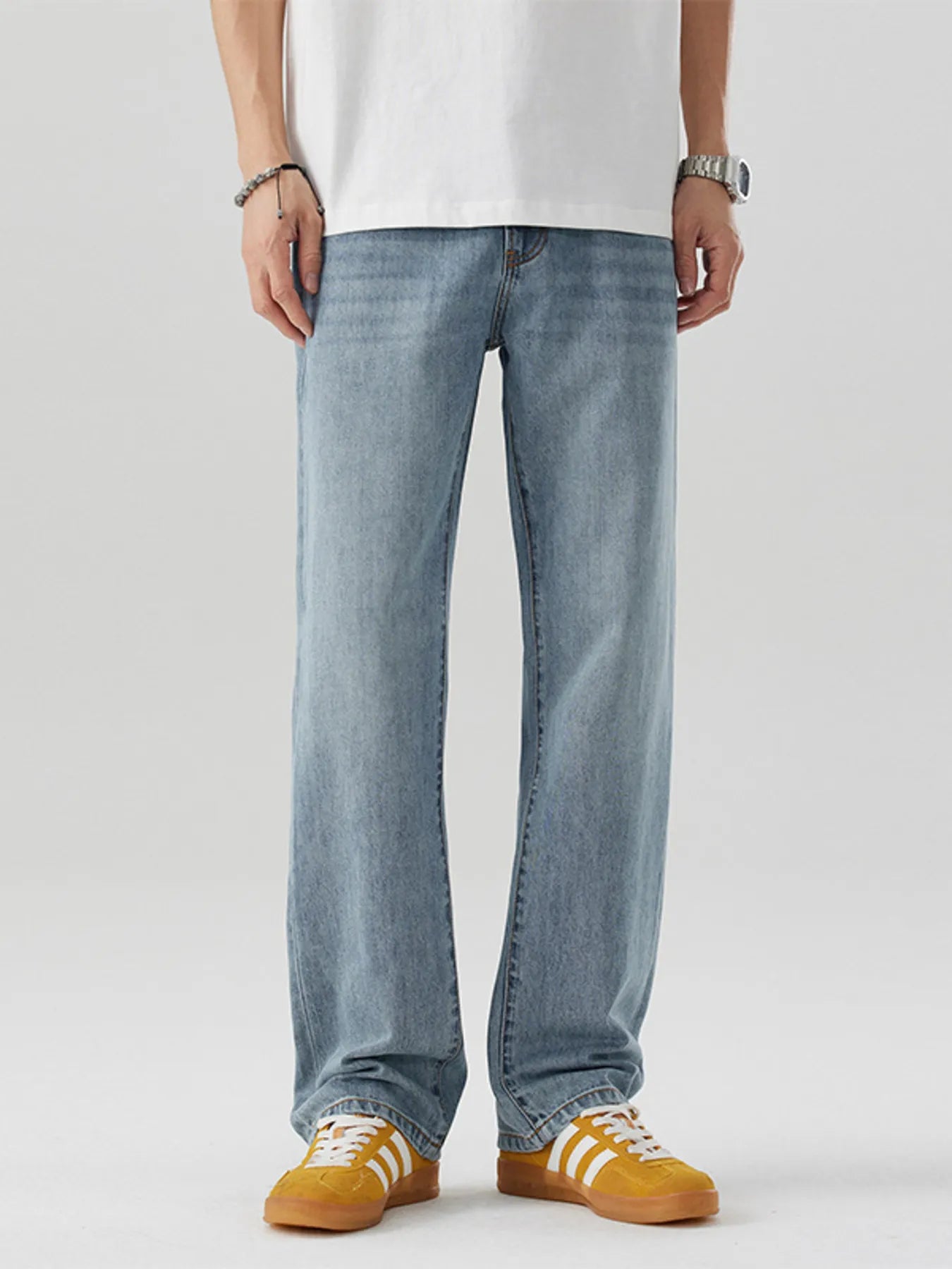 Wash Relaxed Fit Jeans in Light Blue for Men