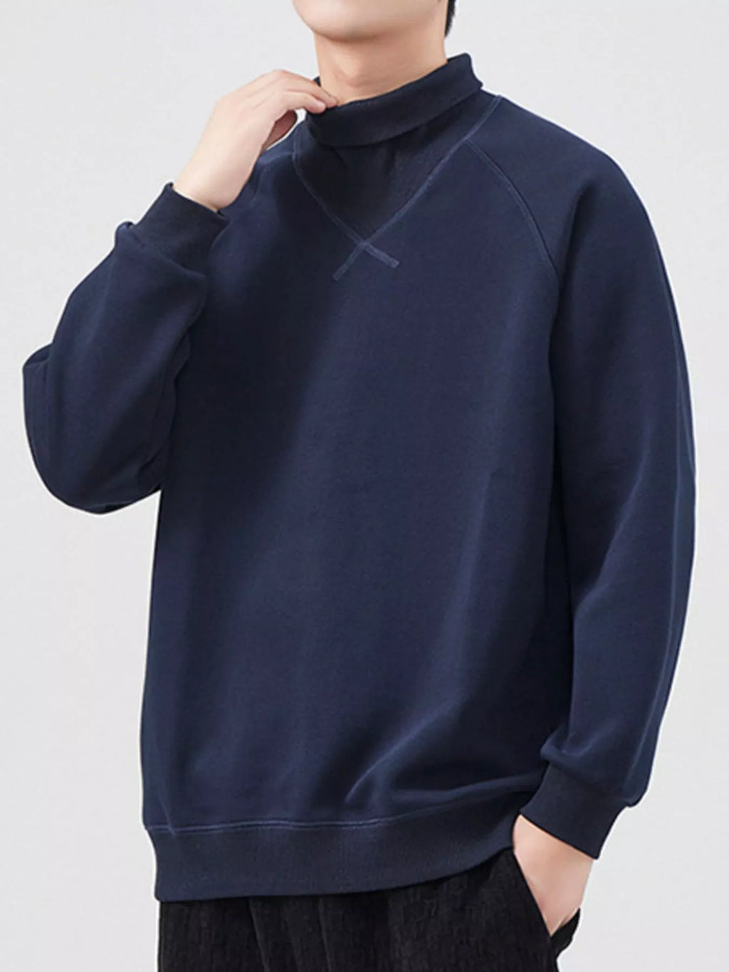 Plus Size Turtleneck Long Sleeve Sweatshirt in Deep Navy Blue for Men