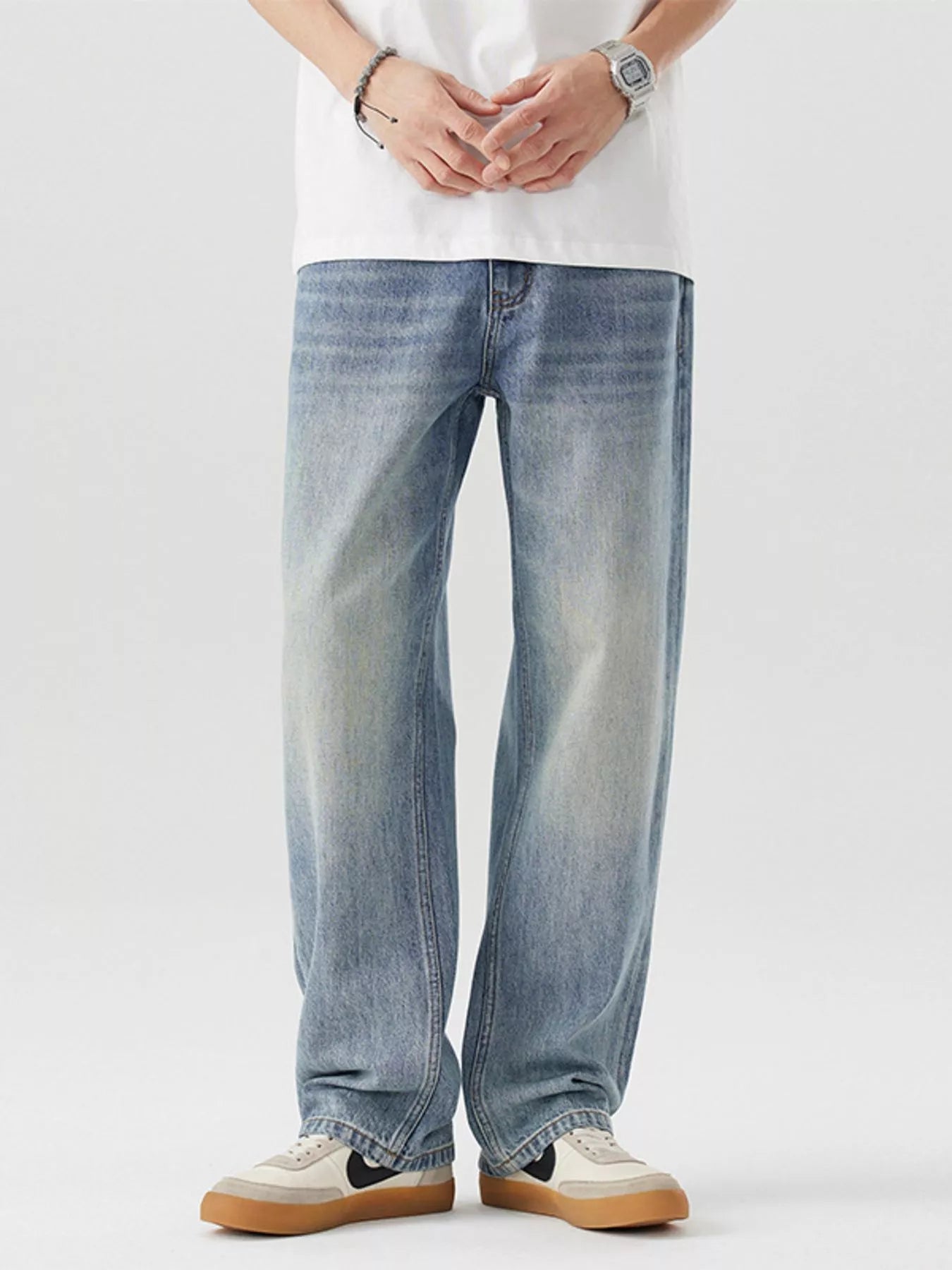 Vintage Wash Loose Fit Jeans in Blue for Men