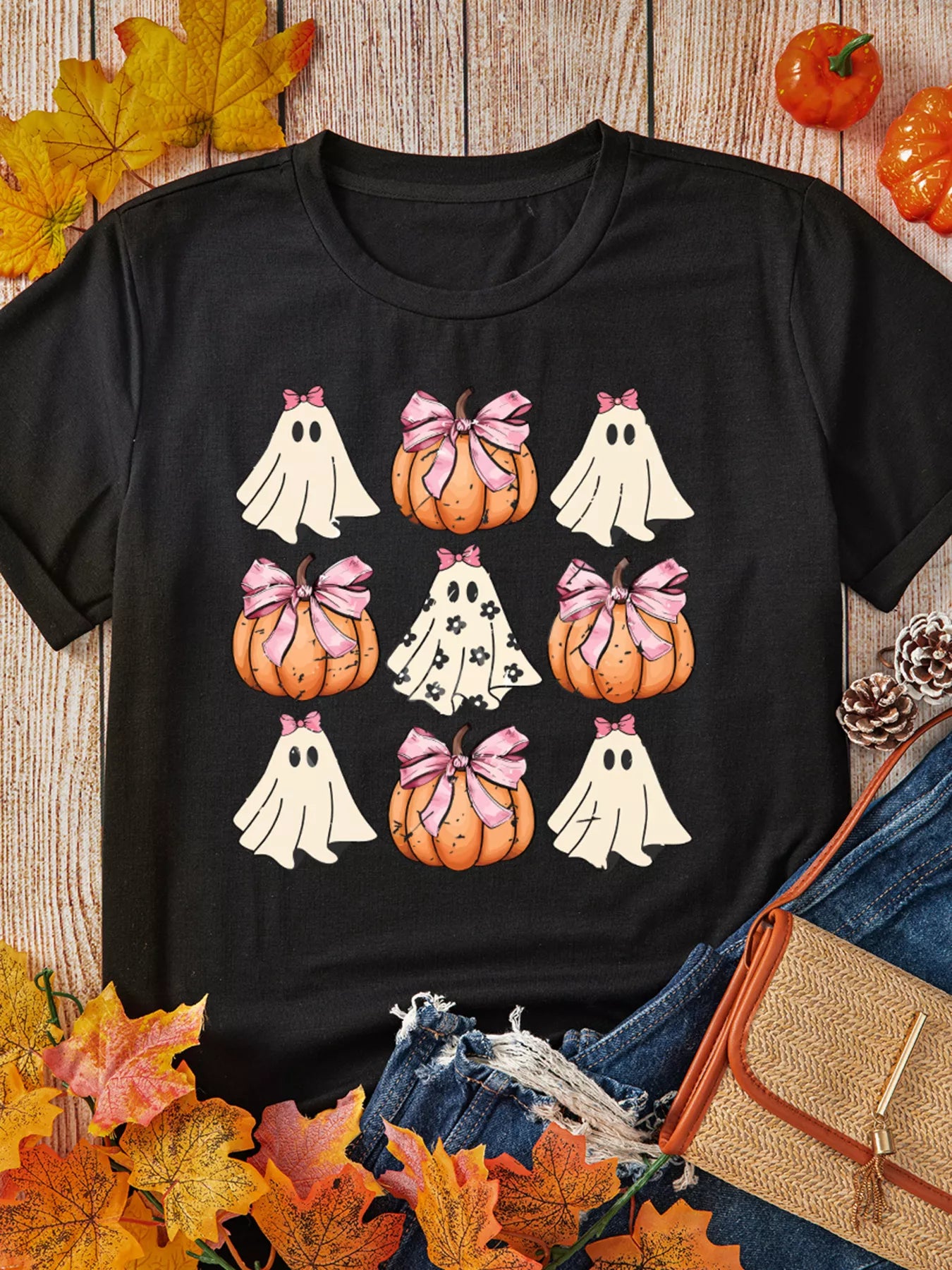 Halloween Bowknot Ghost Pumpkin Graphic T-Shirt in Black for Women