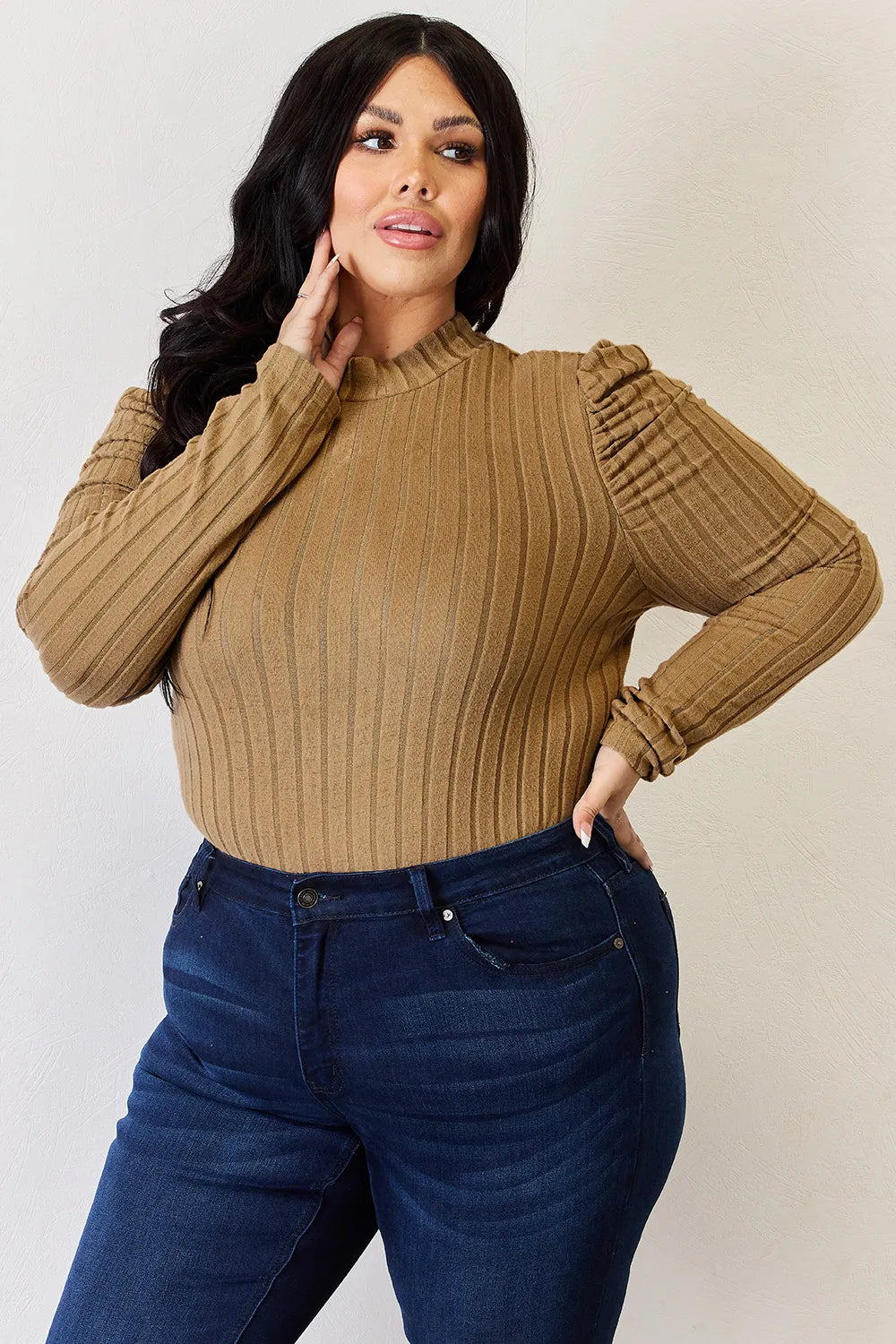 Plus Size Ribbed Mock Neck Puff Sleeve T-Shirt in Pink for Women