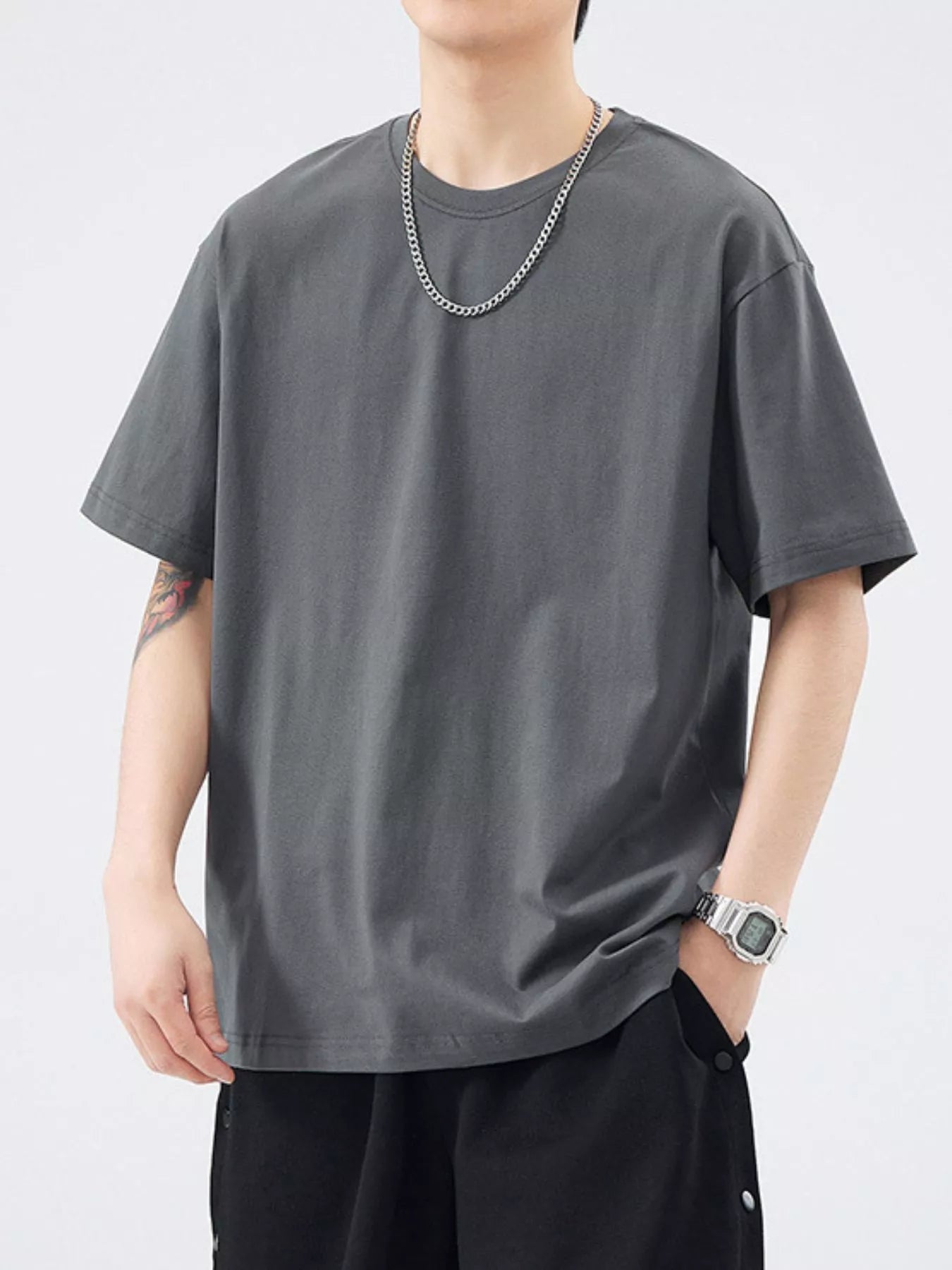 Round Neck Short Sleeve T-Shirt Plus Size in Black for Men