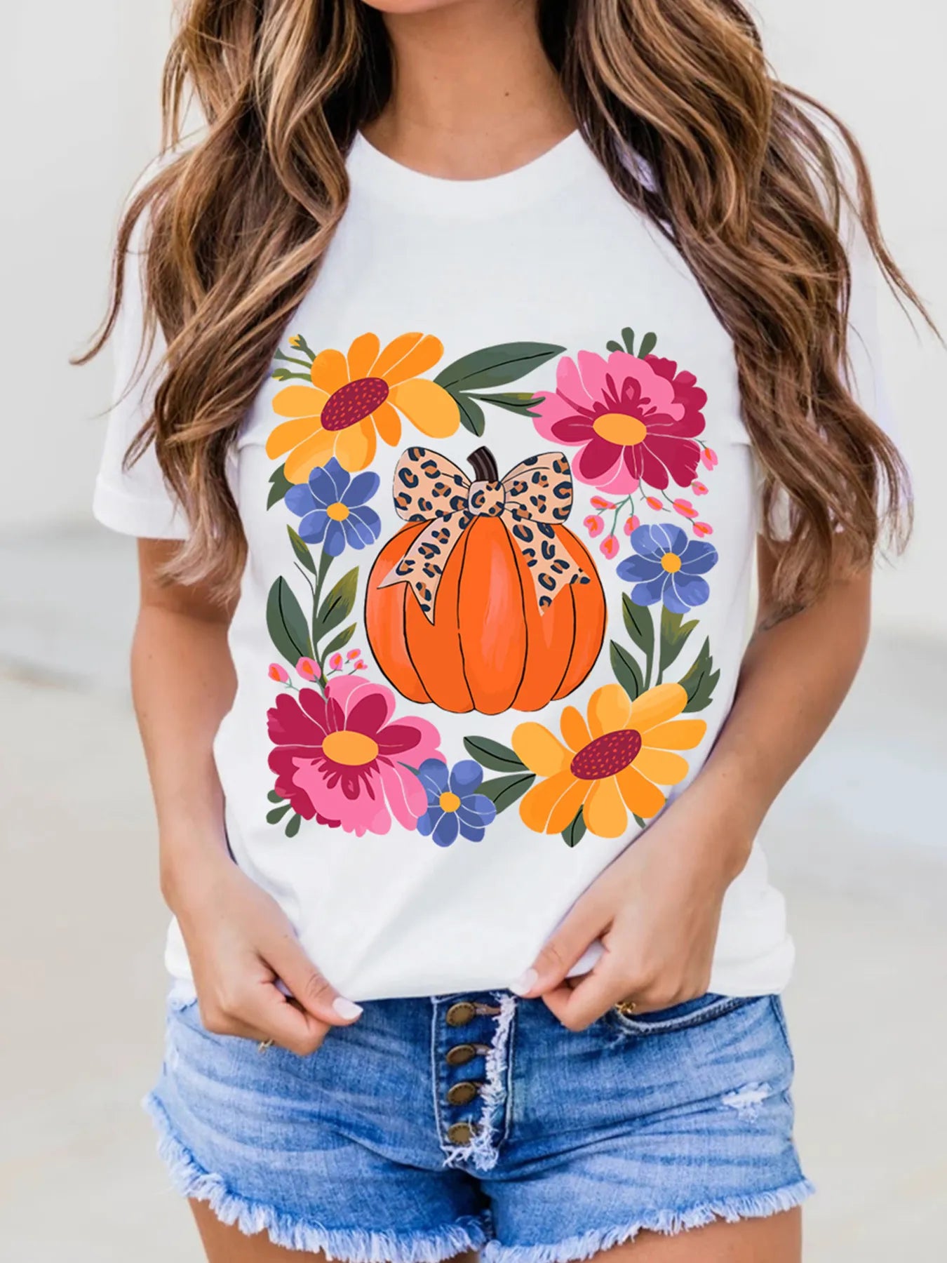 Pumpkin Floral Graphic Round Neck T-Shirt in White for Women