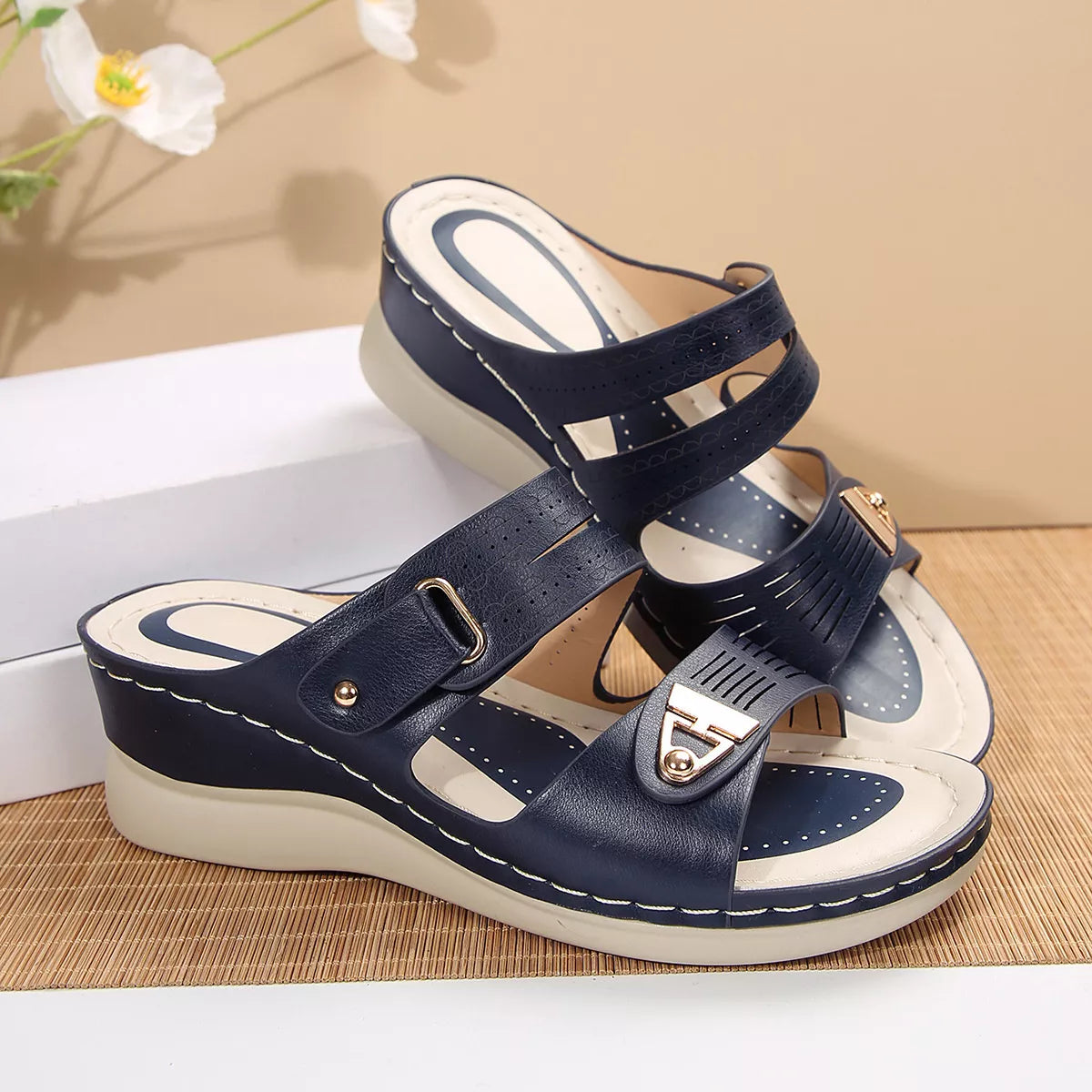 Open Toe Wedge Sandals in Green in Blue for Women
