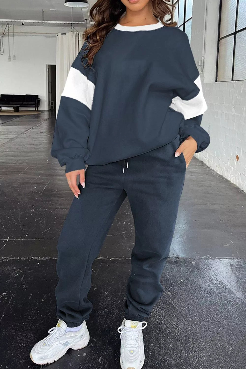 Drop Shoulder Loose Sweatshirt and Joggers Active Set in Navy for Women