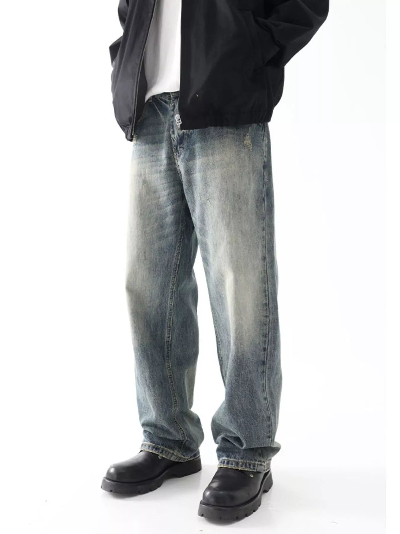 Wash Wide Leg Relaxed Fit Jeans in French Blue for Men