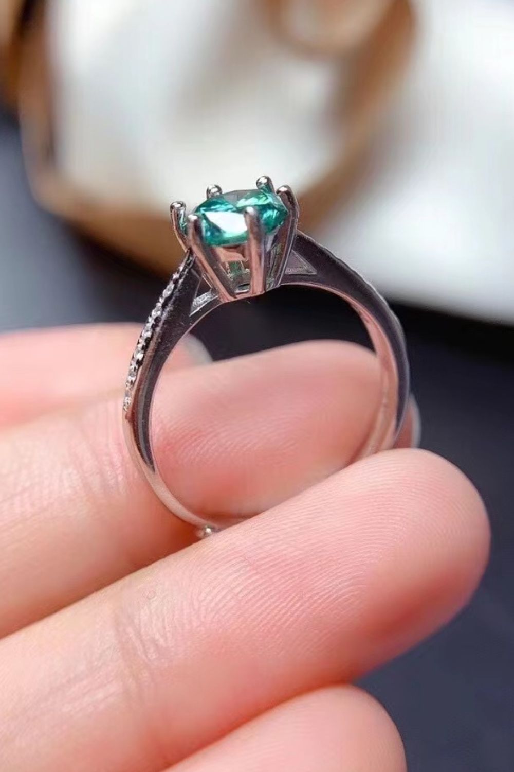 All for You 2 Carat Moissanite 925 Sterling Silver Ring in Green for Women