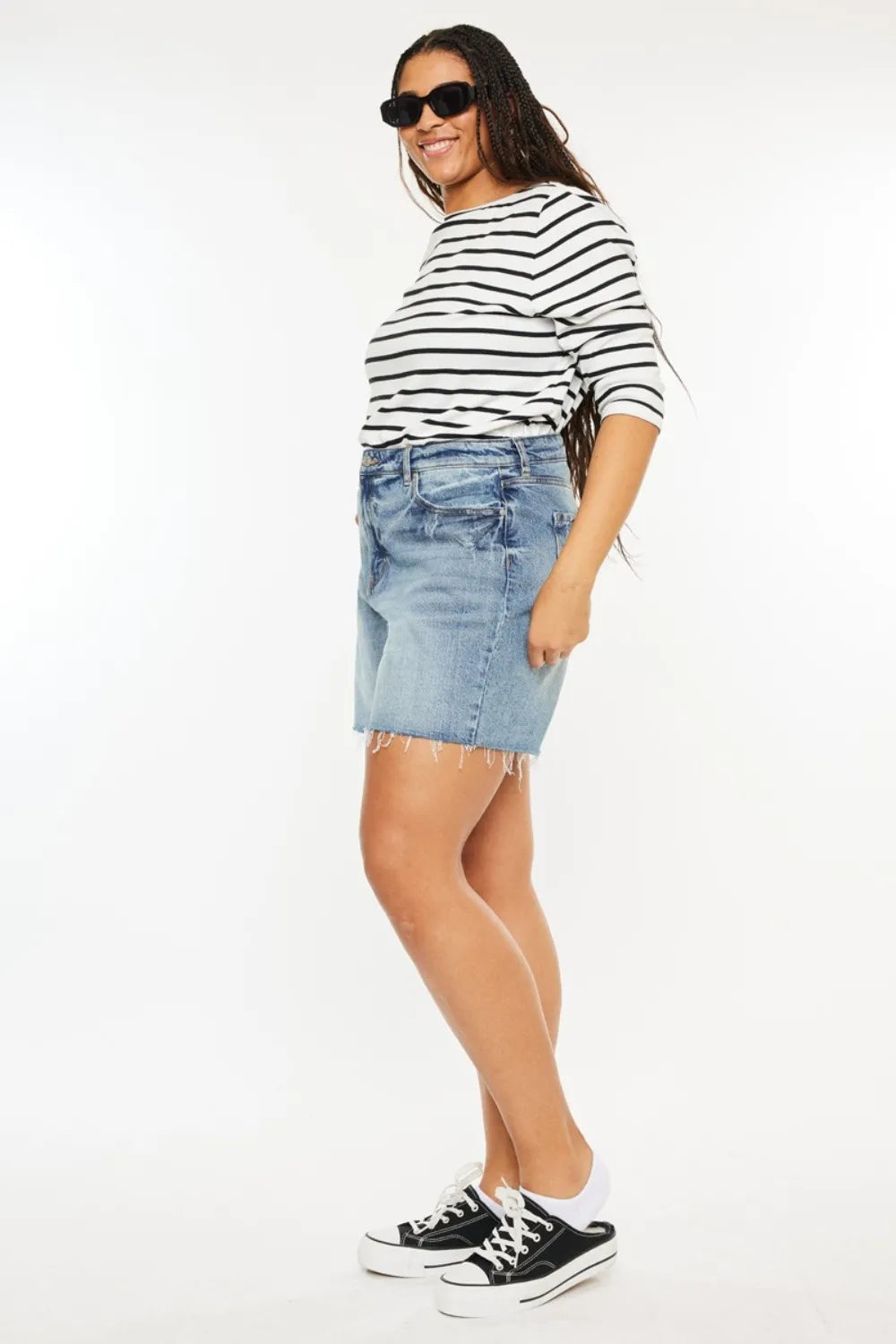 Plus Size Raw Hem High Waist Denim Shorts in Medium for Women