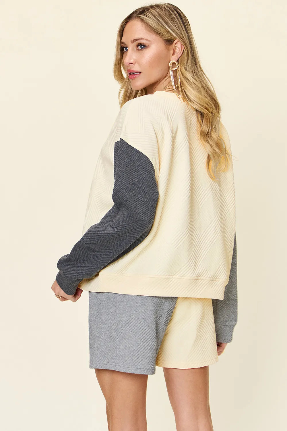 Plus Size Contrast Drop Shoulder Top and Shorts Set in Cloudy Blue for Women