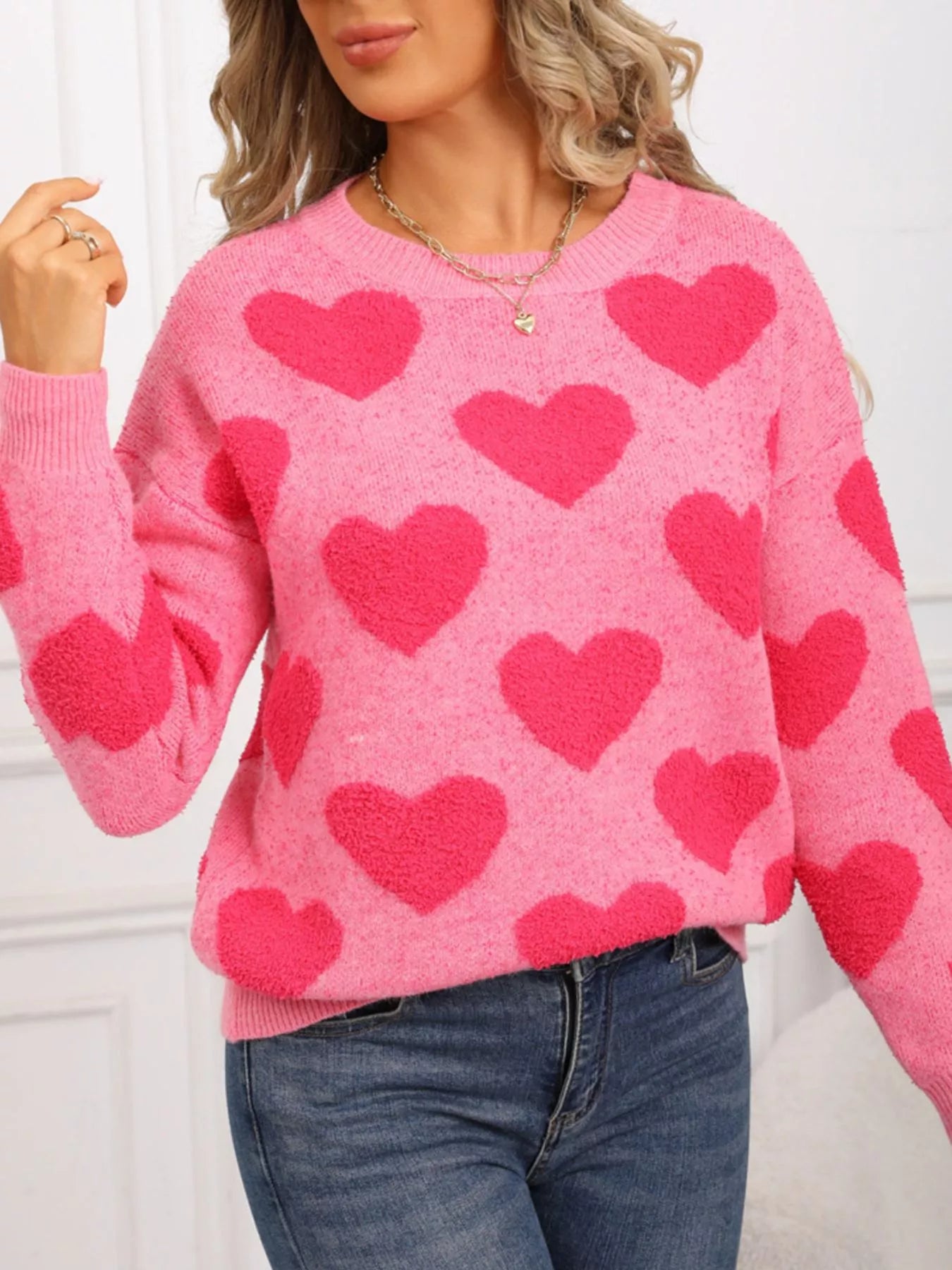 Valentines Day Heart Pattern Round Neck Sweater in Classic in Rose Red for Women