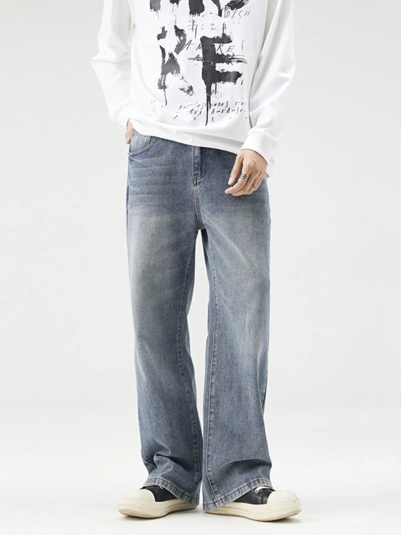 Plus Size Wash Wide Leg Relaxed Fit Jeans in Blue for Men