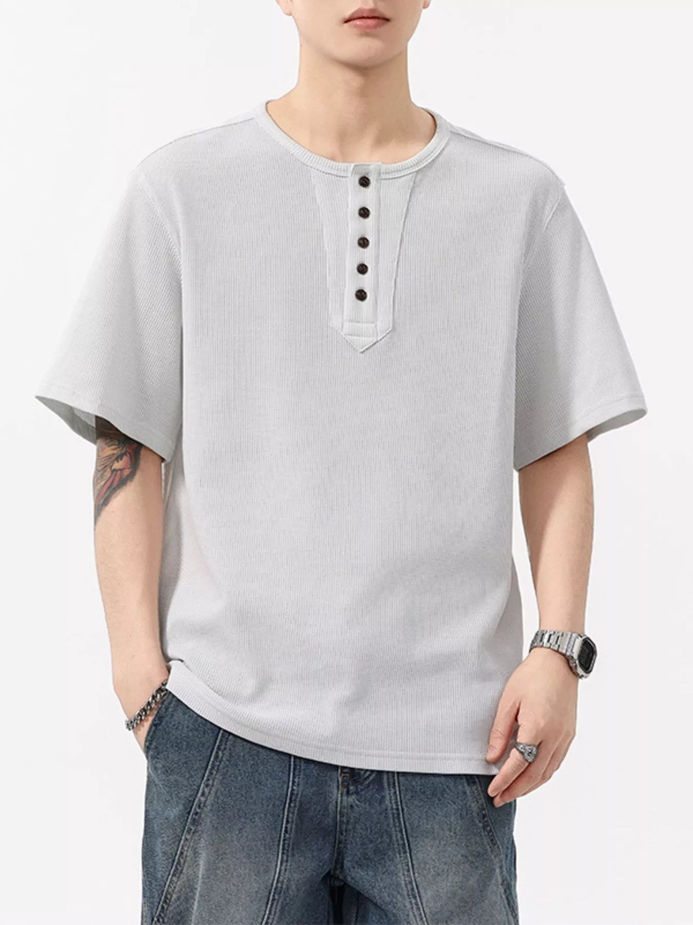 Plus Size Round Neck Short Sleeve T-Shirt in Light Gray for Men