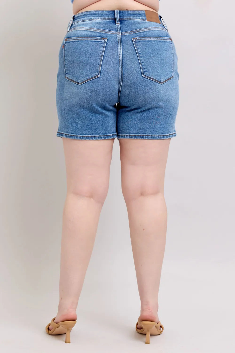 2 Button Denim Shorts with Pockets Plus Size in Medium for Women