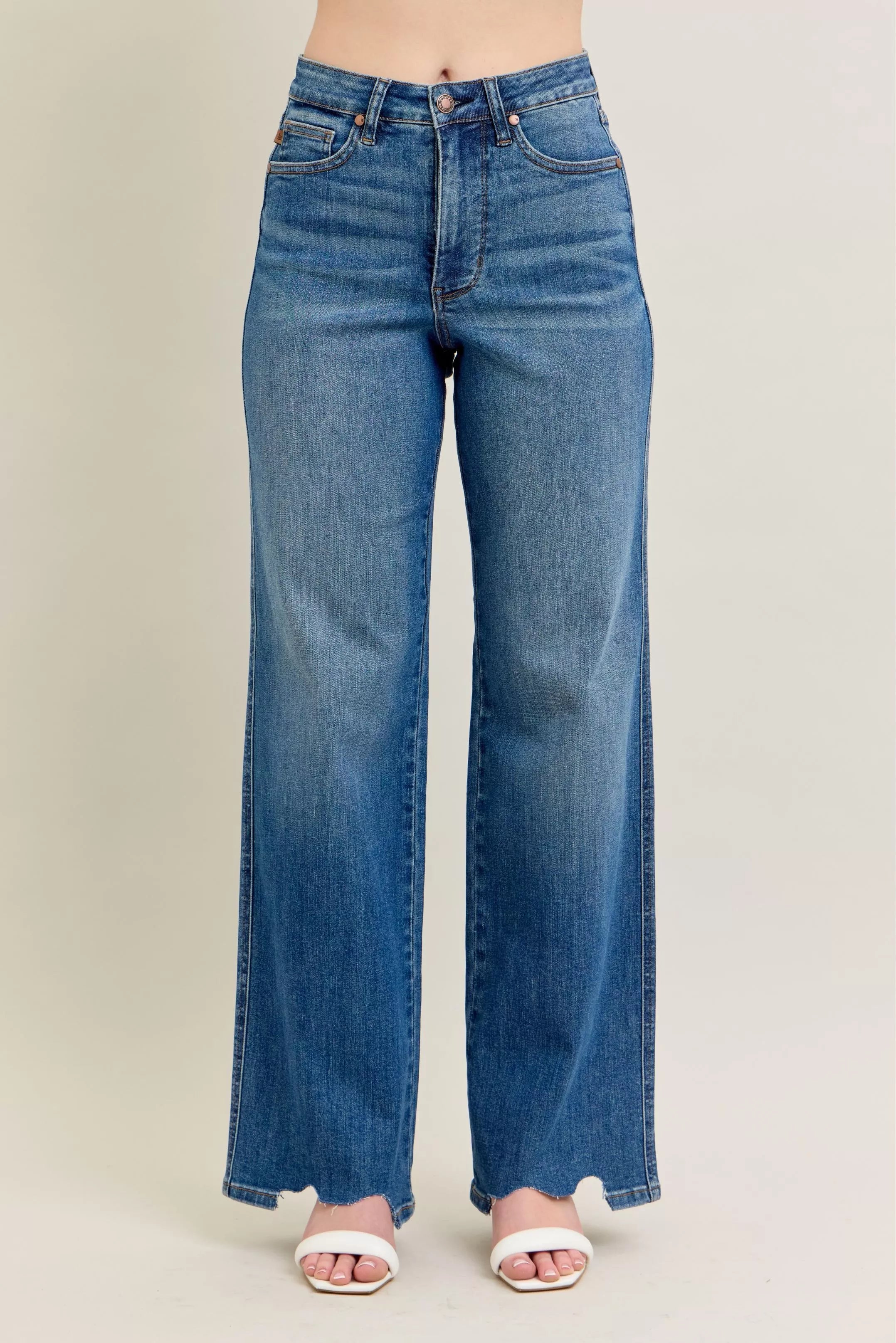 High Waist Tummy Control Chew Hem Destroy Wide Jeans Plus Size in Md for Women