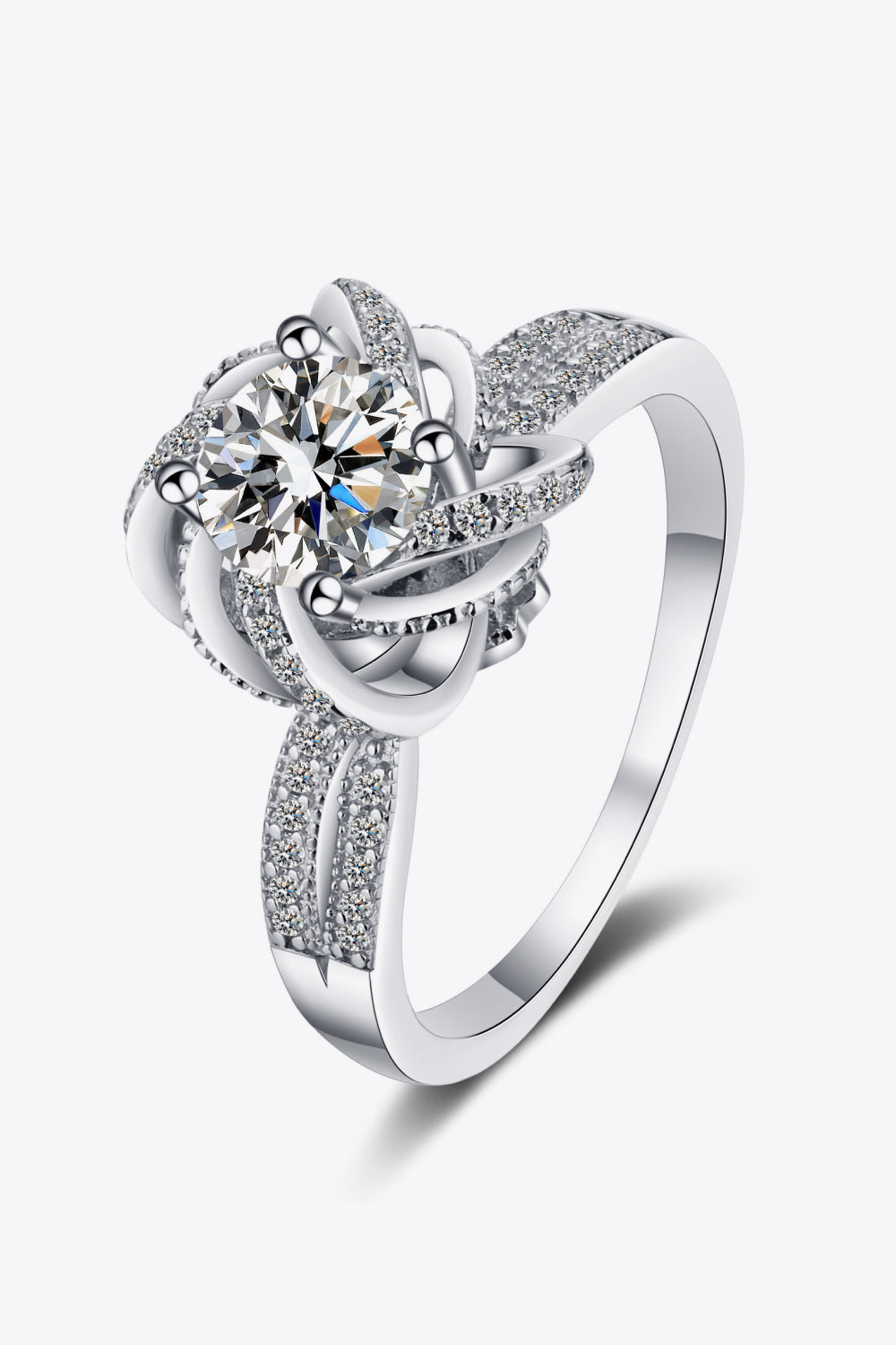1 Carat Moissanite 925 Sterling Silver Ring in Relaxed for Women
