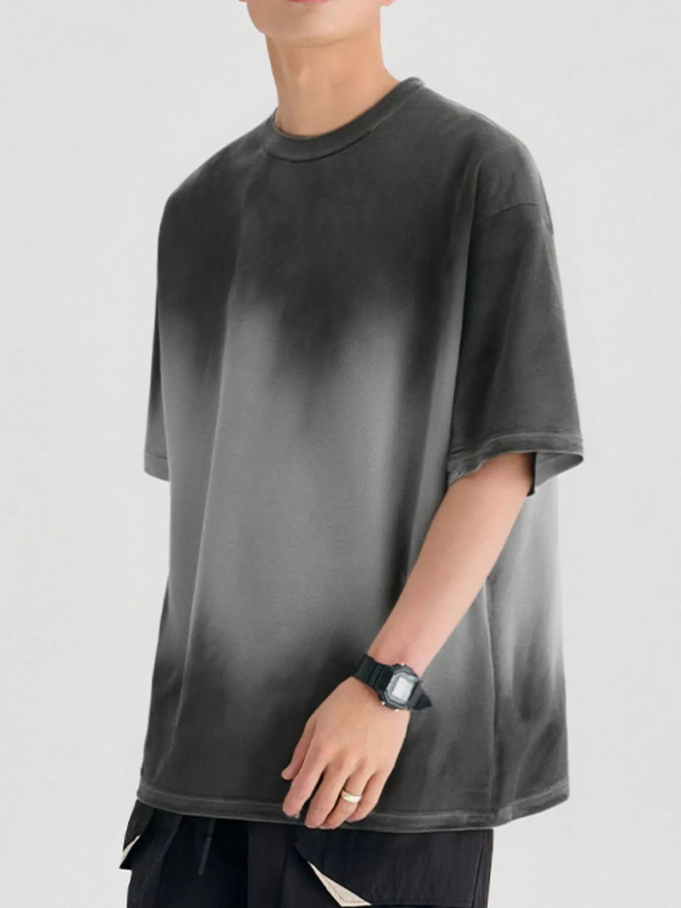 Gradient Round Neck Oversized T-Shirt in Army Green for Men