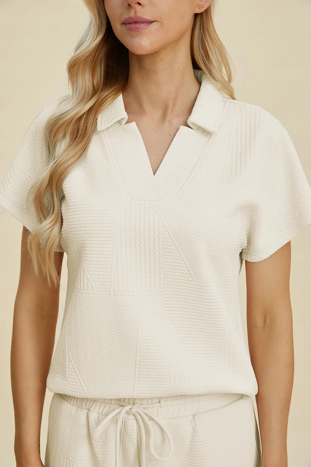 Plus Size Collared Neck Short Sleeve Top and Pants Set in Black for Women