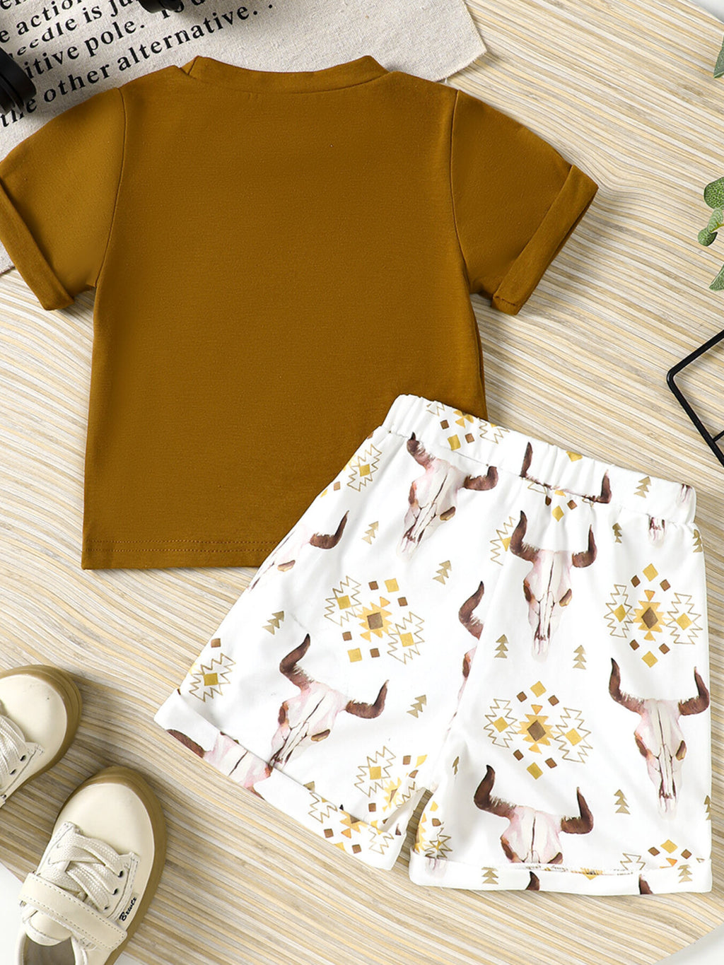 Mama Boy Graphic Casual Tee and Shorts Set in Deep Red for Boys