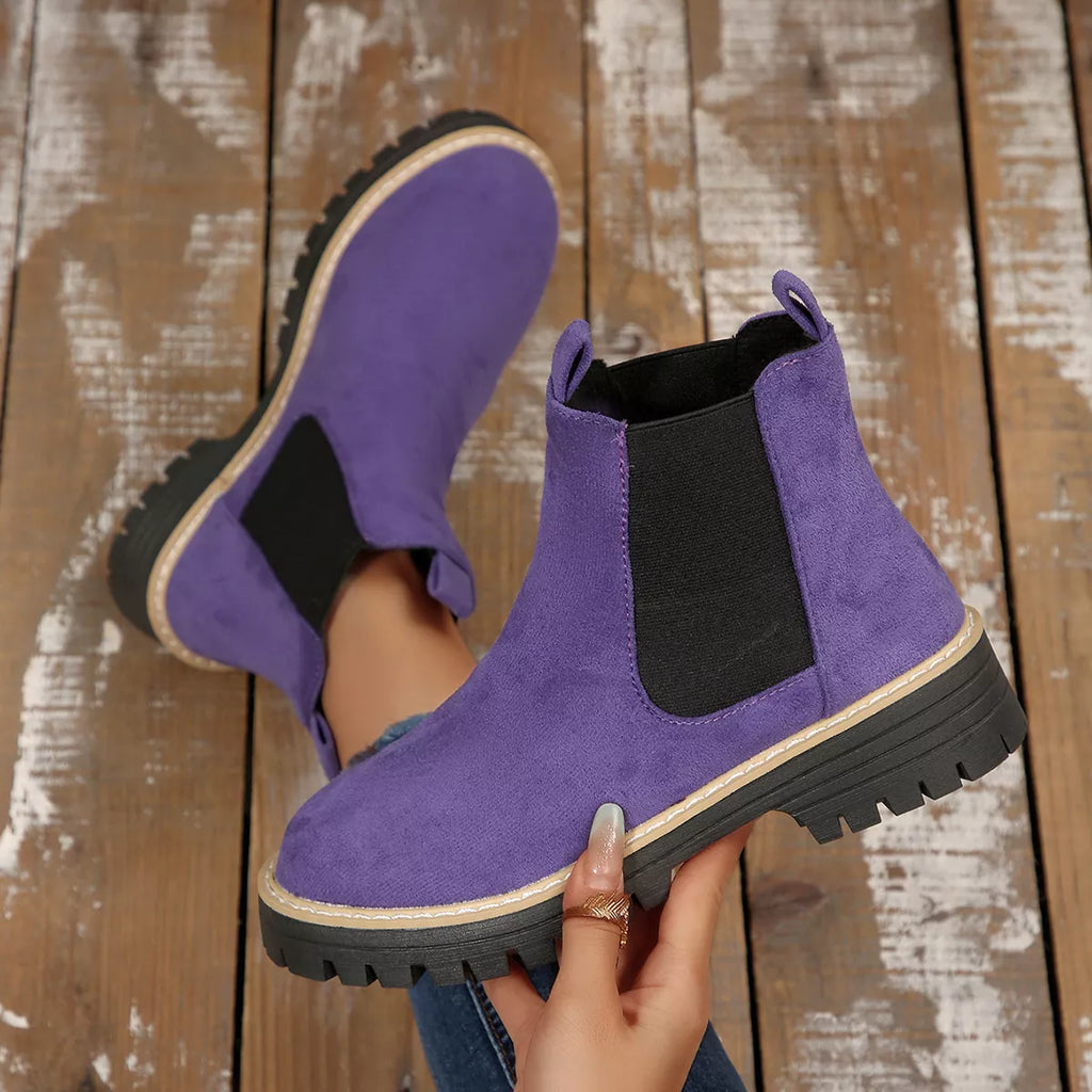 Round Toe Block Heels Boots in Brown in Black for Women