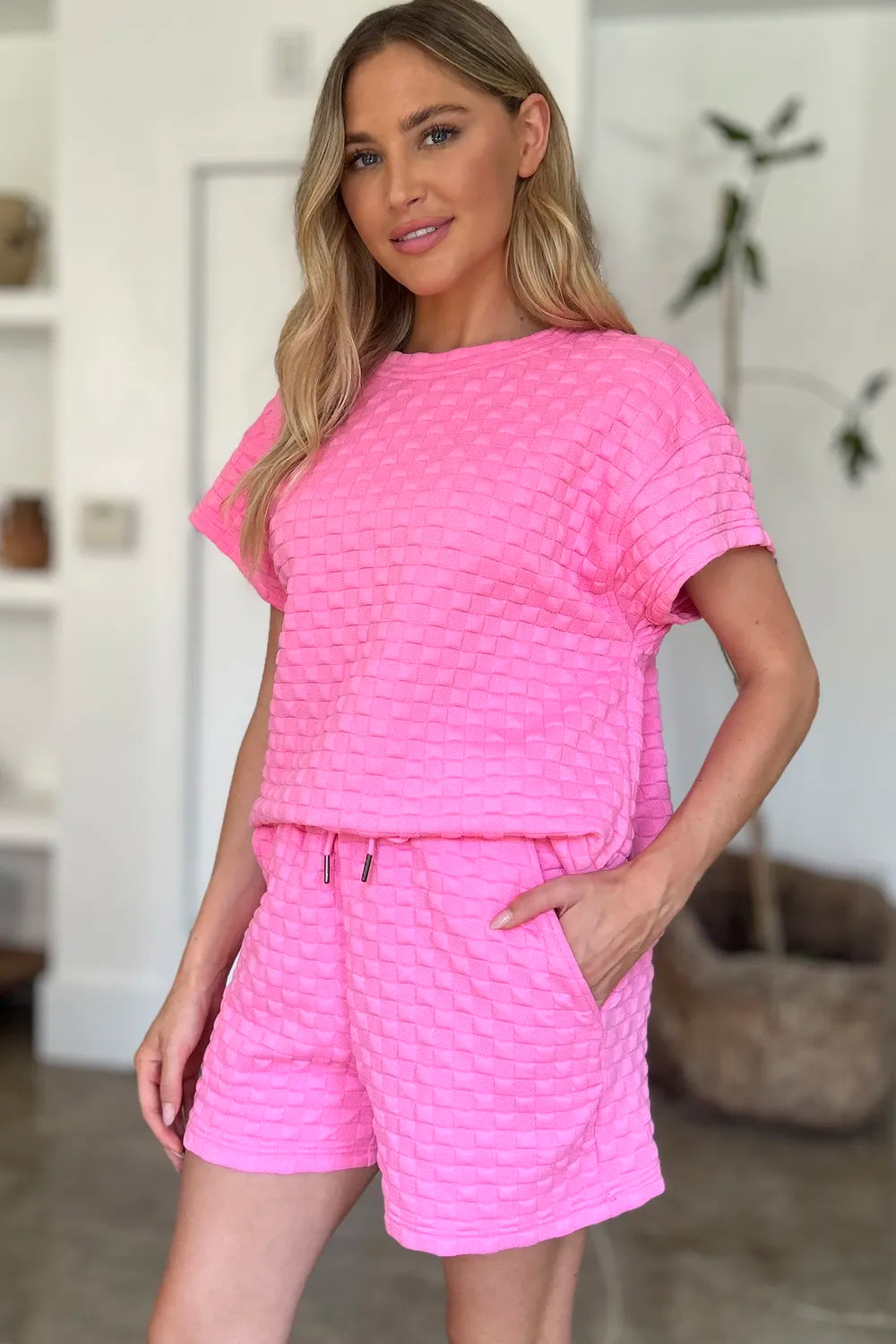Plus Size Texture T-Shirt and Shorts Set in Pink for Women