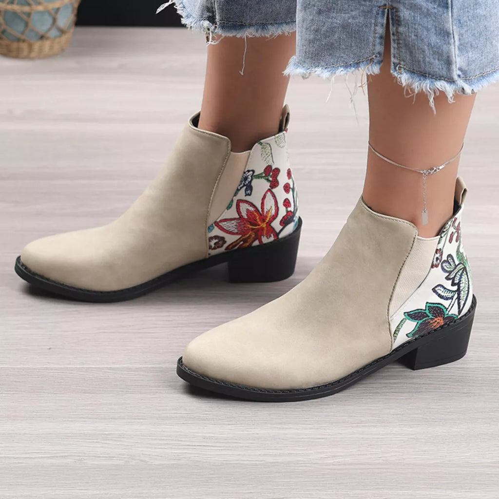 Point Toe Block Heels Ankle Boots in Pure Green for Women