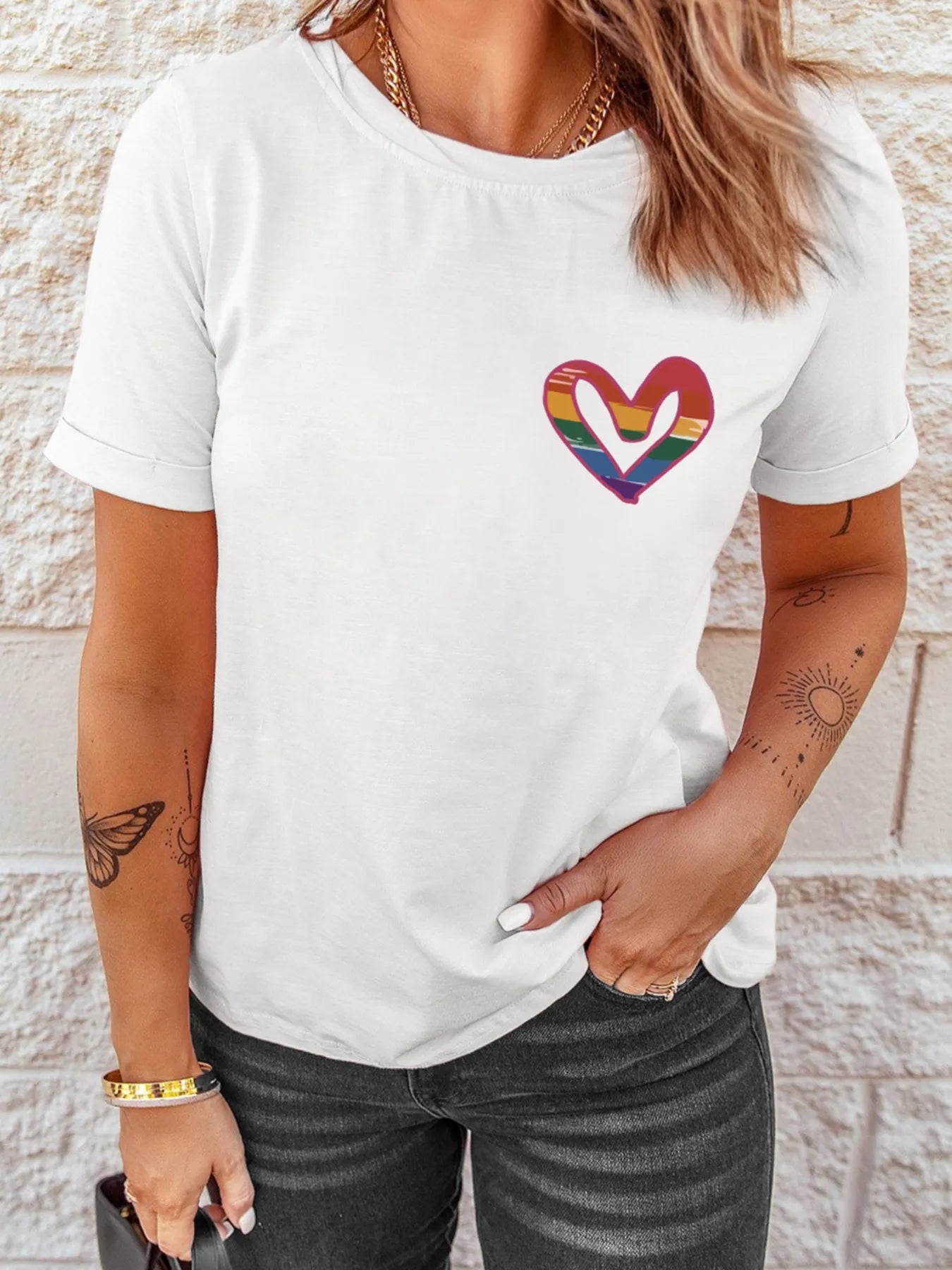 Letter Round Neck Short Sleeve T-Shirt in White for Women