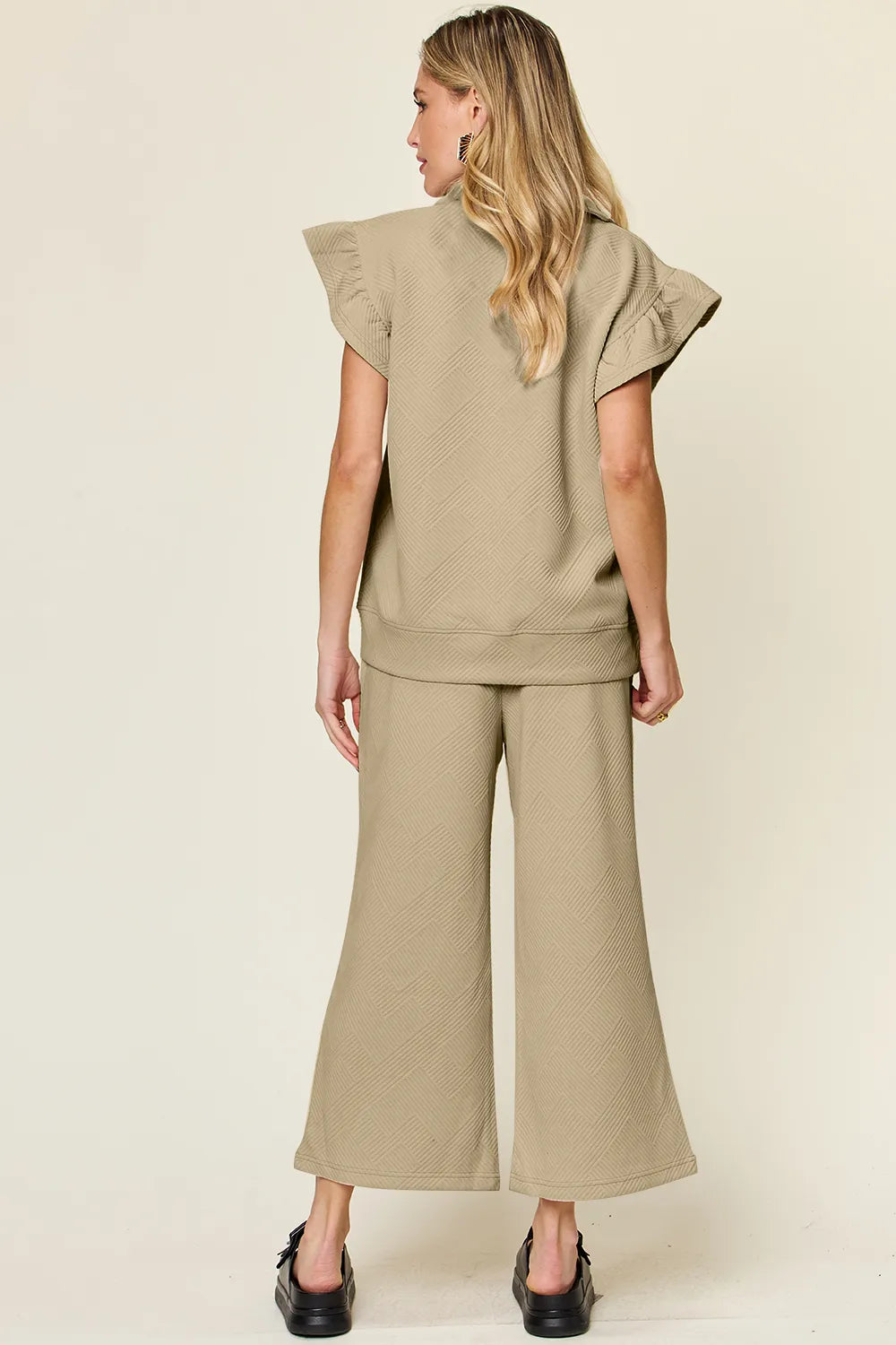 Texture Ruffle Short Sleeve Top and Drawstring Wide Leg Pants Set in Green for Women