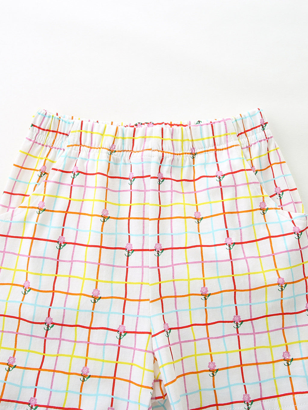 Cartoon Graphic Ruffle Trim Tee & Plaid Shorts Set in White for Girls