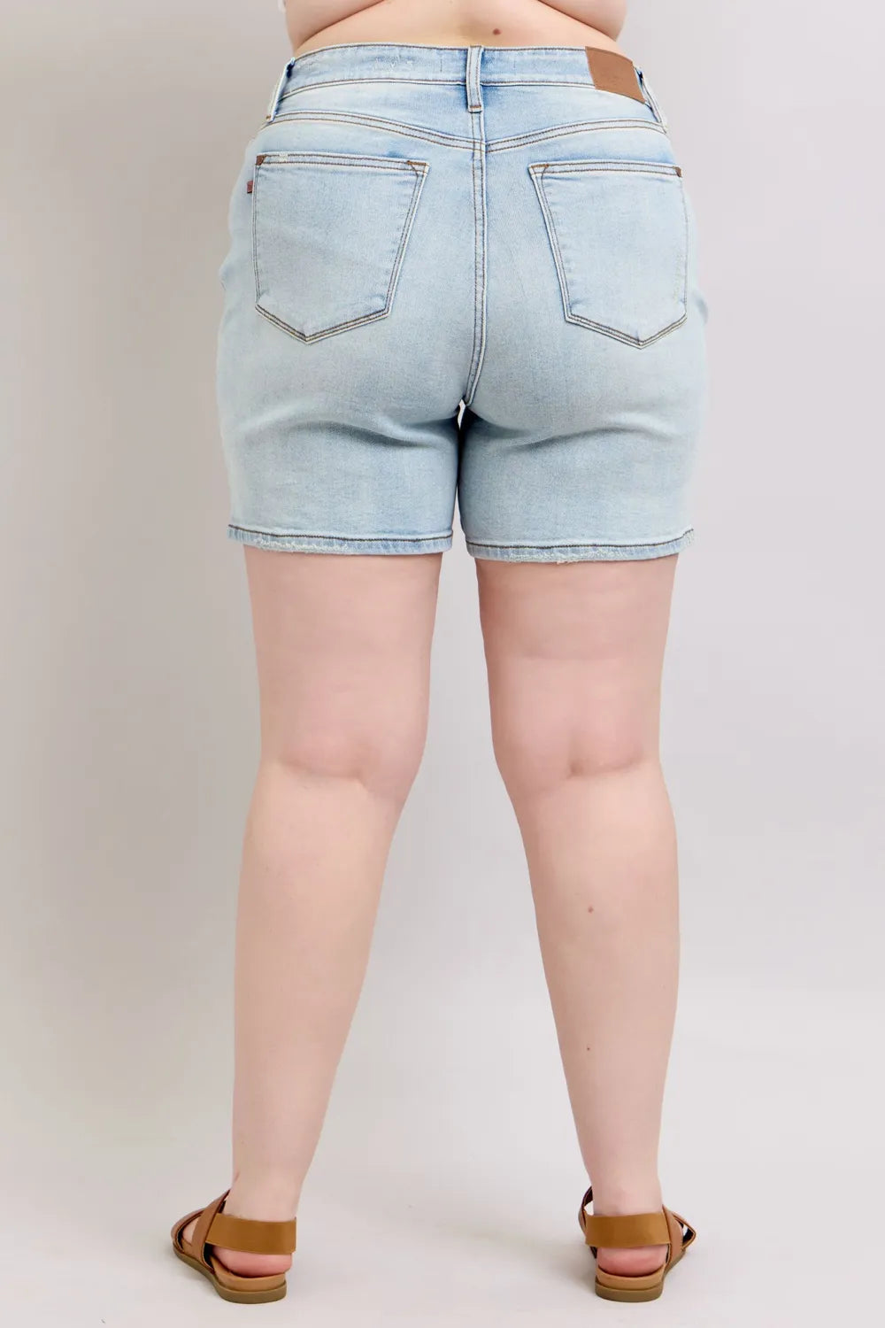 2 Button Denim Shorts with Pockets Plus Size in Light for Women