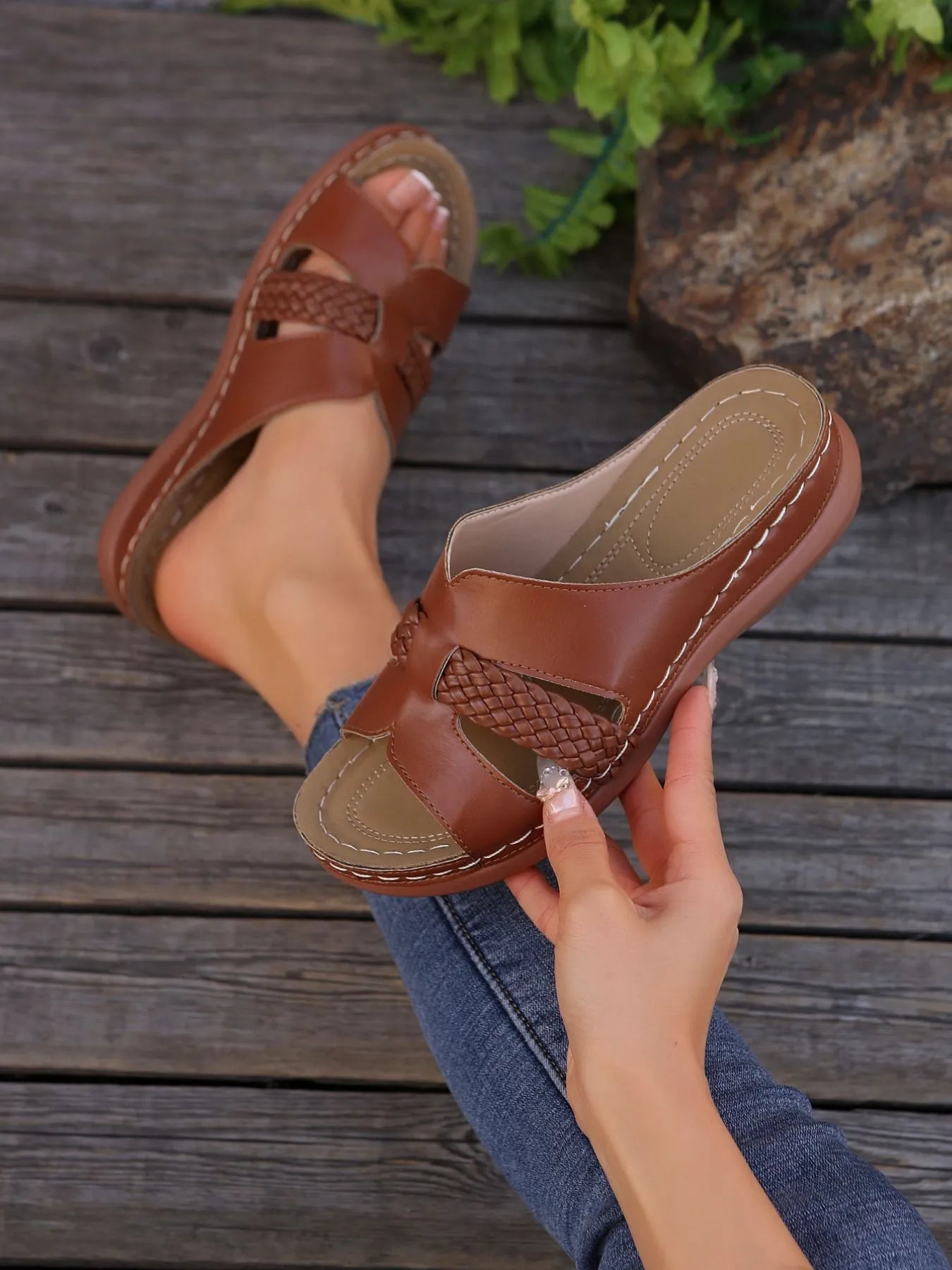 Open Toe Wedge Sandals in Relaxed in White for Women