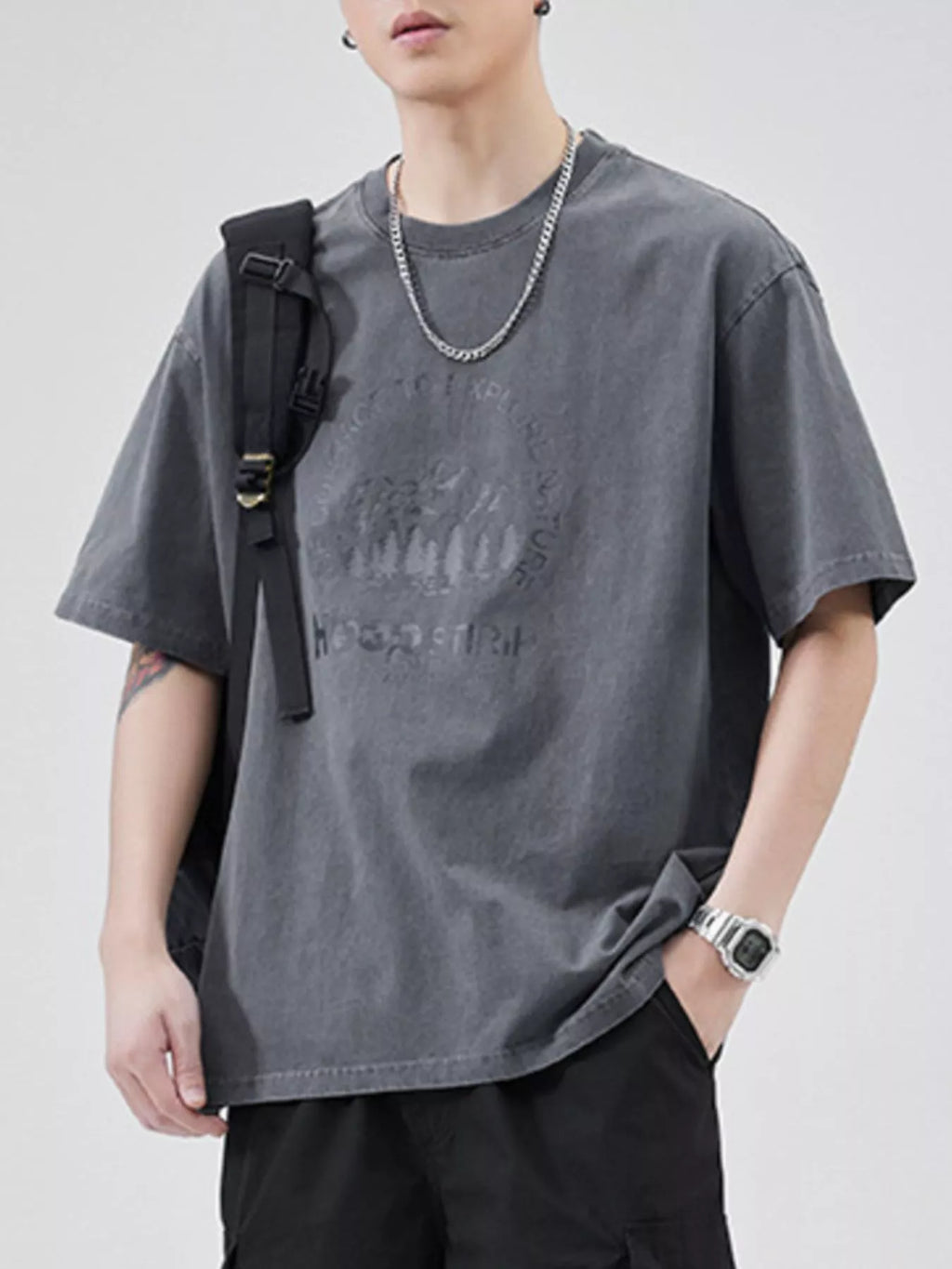 Plus Size Round Neck Half Sleeve T-Shirt in Black for Men
