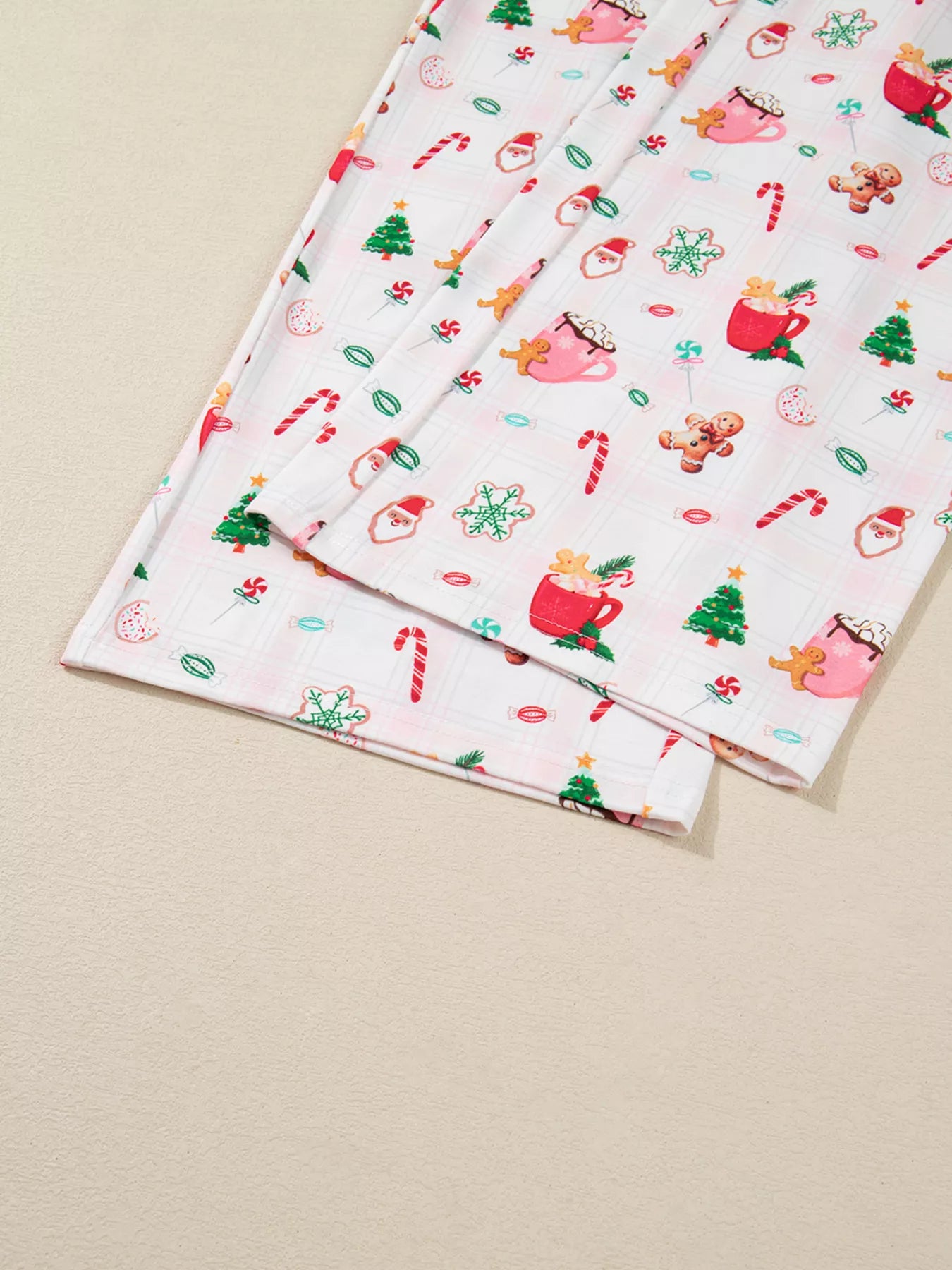 Christmas Spirit Cute Holiday Print Short Sleeve Shirt and Pants 2pcs Pajama Set for Women
