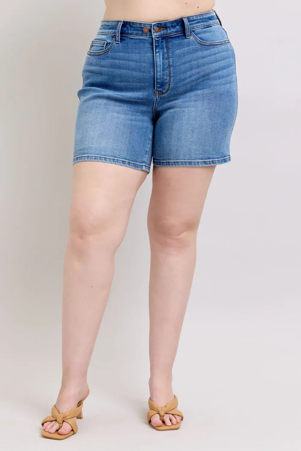 2 Button Denim Shorts with Pockets Plus Size in Medium for Women