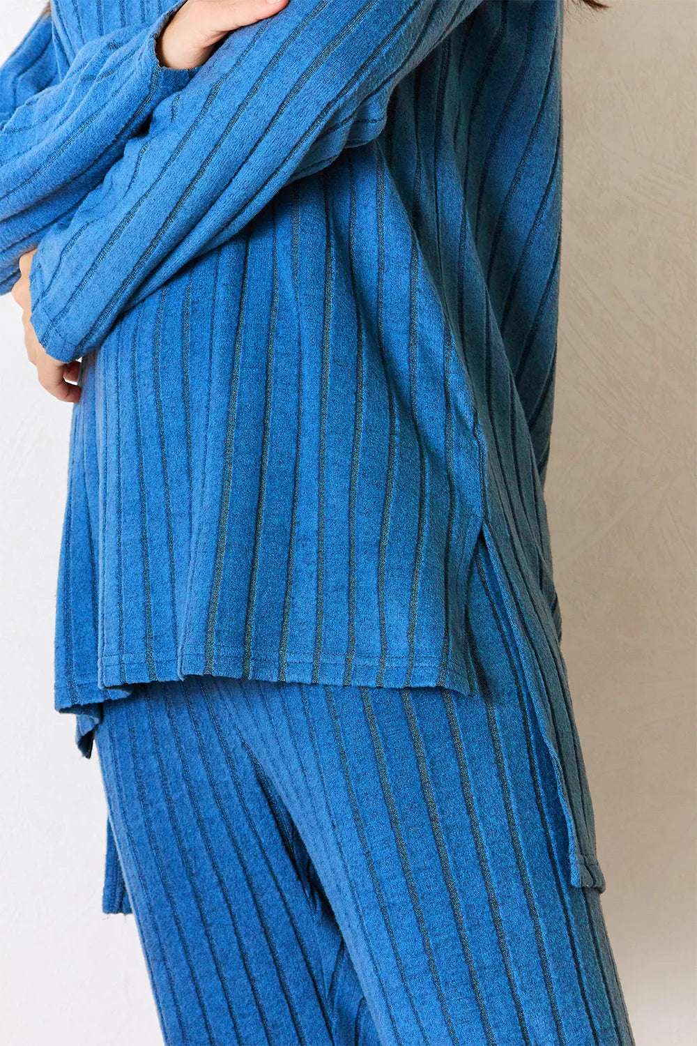 Plus Size Ribbed Round Neck High-Low Slit Top and Pants Set in Turquoise for Women
