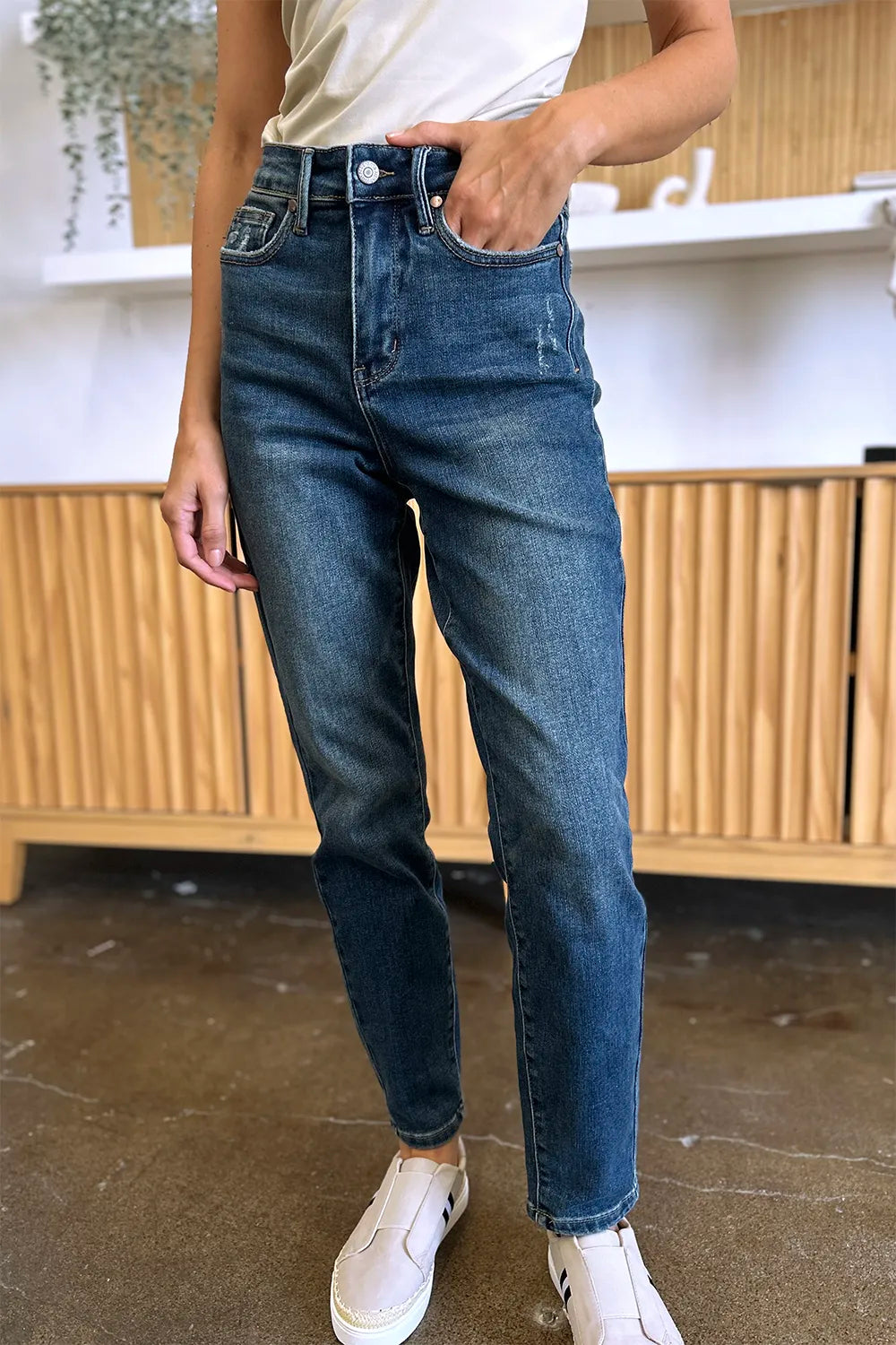 Plus Size Tummy Control High Waist Slim Jeans in Dark for Women