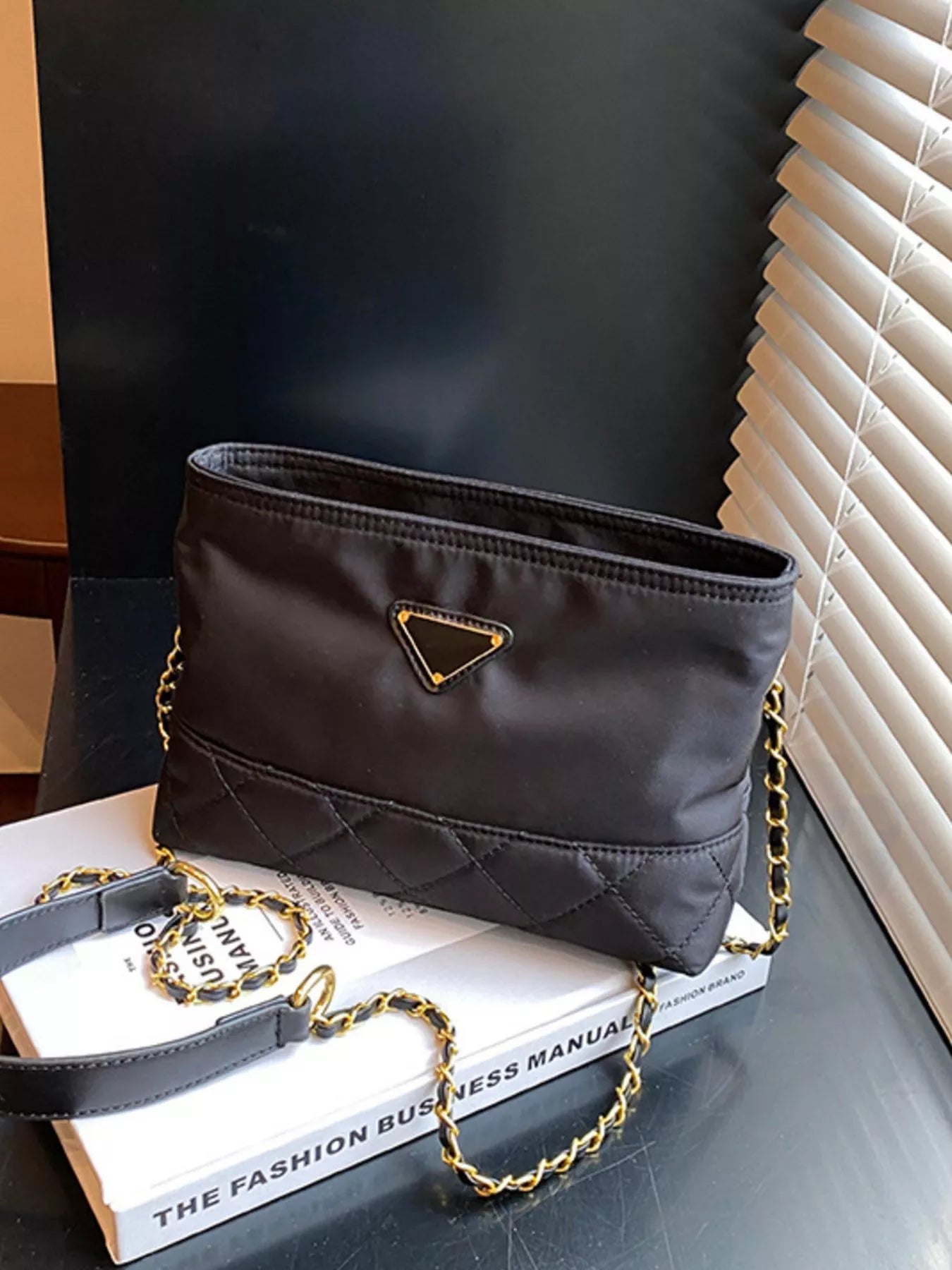 Quilted Crossbody Bag with Chain Strap for Women
