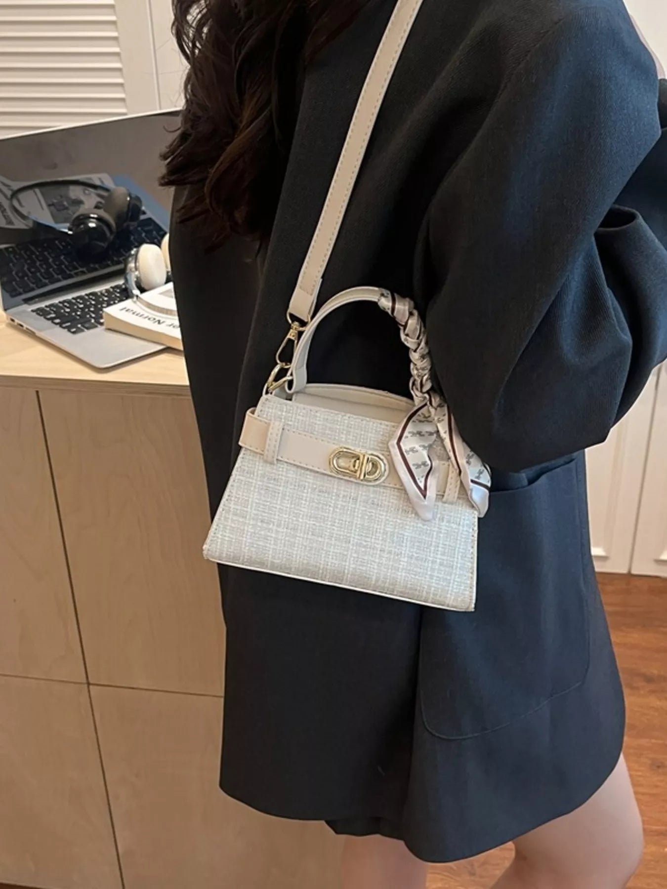 Texture Top Handle Crossbody Bag for Women