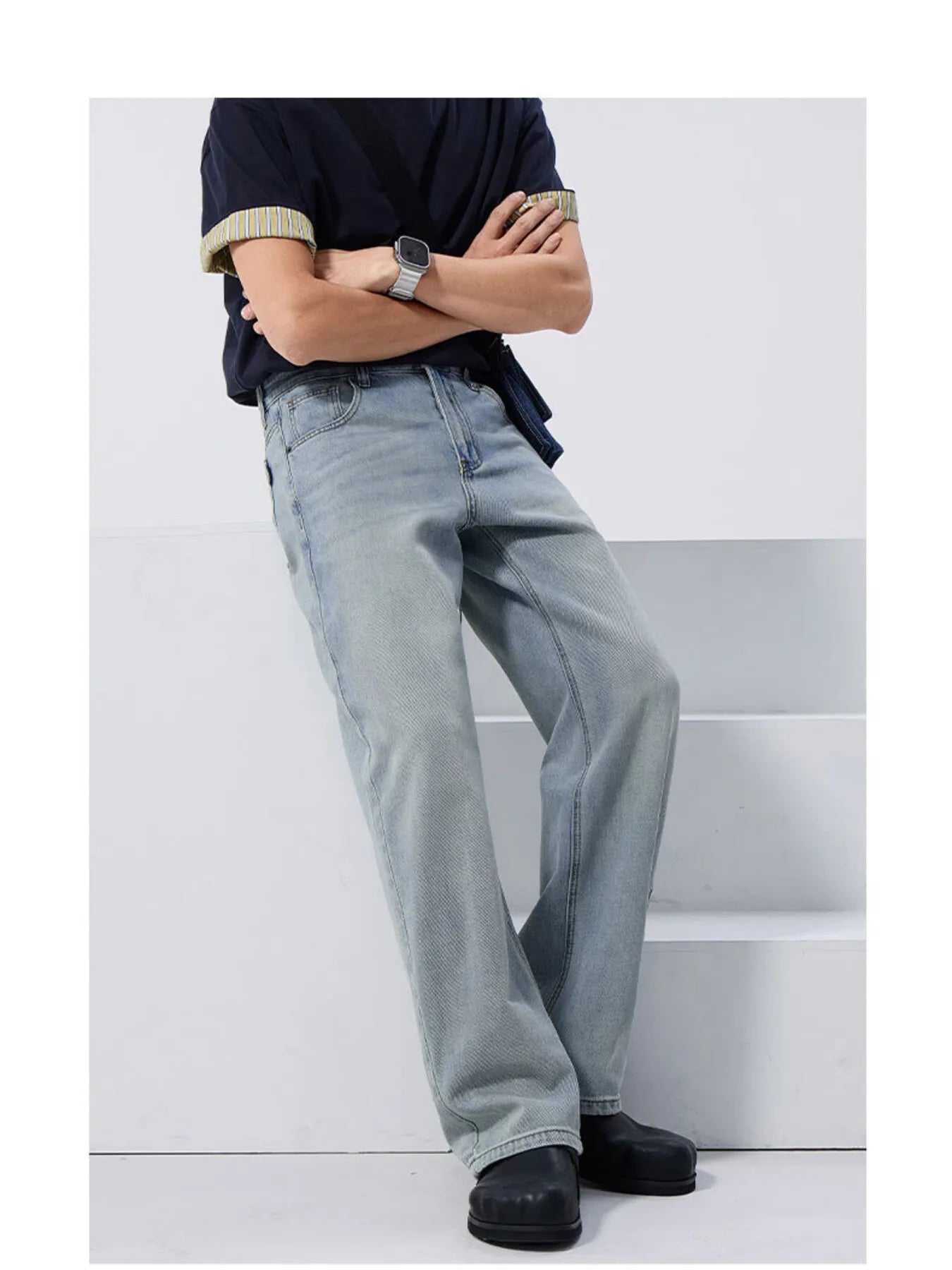 Wash Relaxed Fit Jeans in Classic in Light Blue for Men