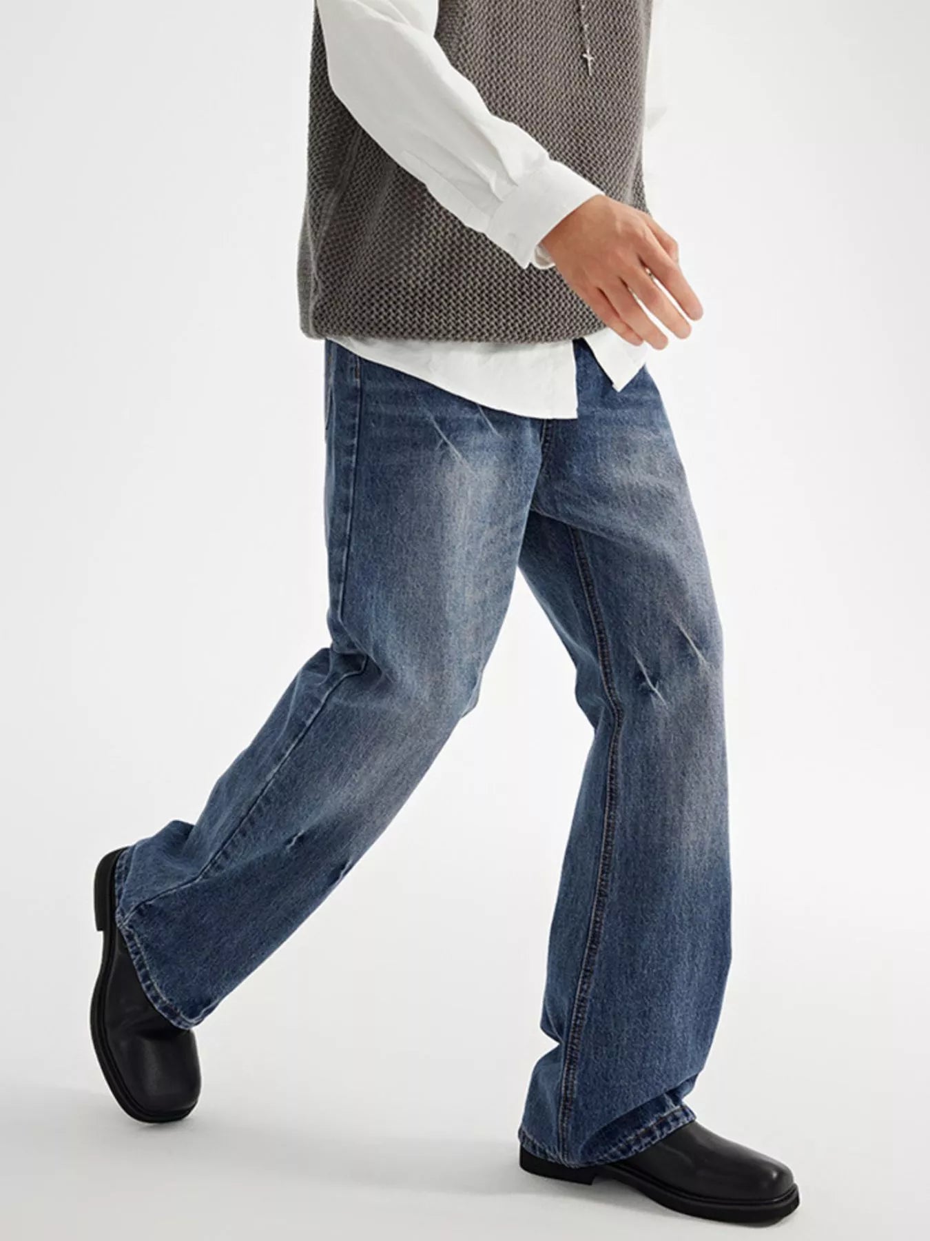 Wide Leg Jeans in Classic in Blue for Men